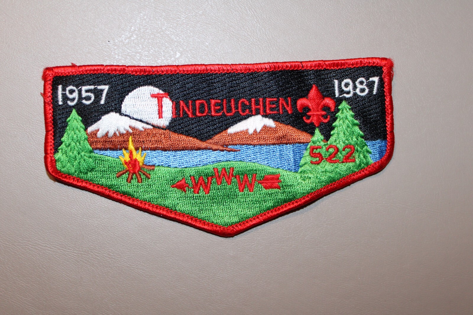 Boy Scouts of America BSA Patch Tindeuchen 957-1987 Flap