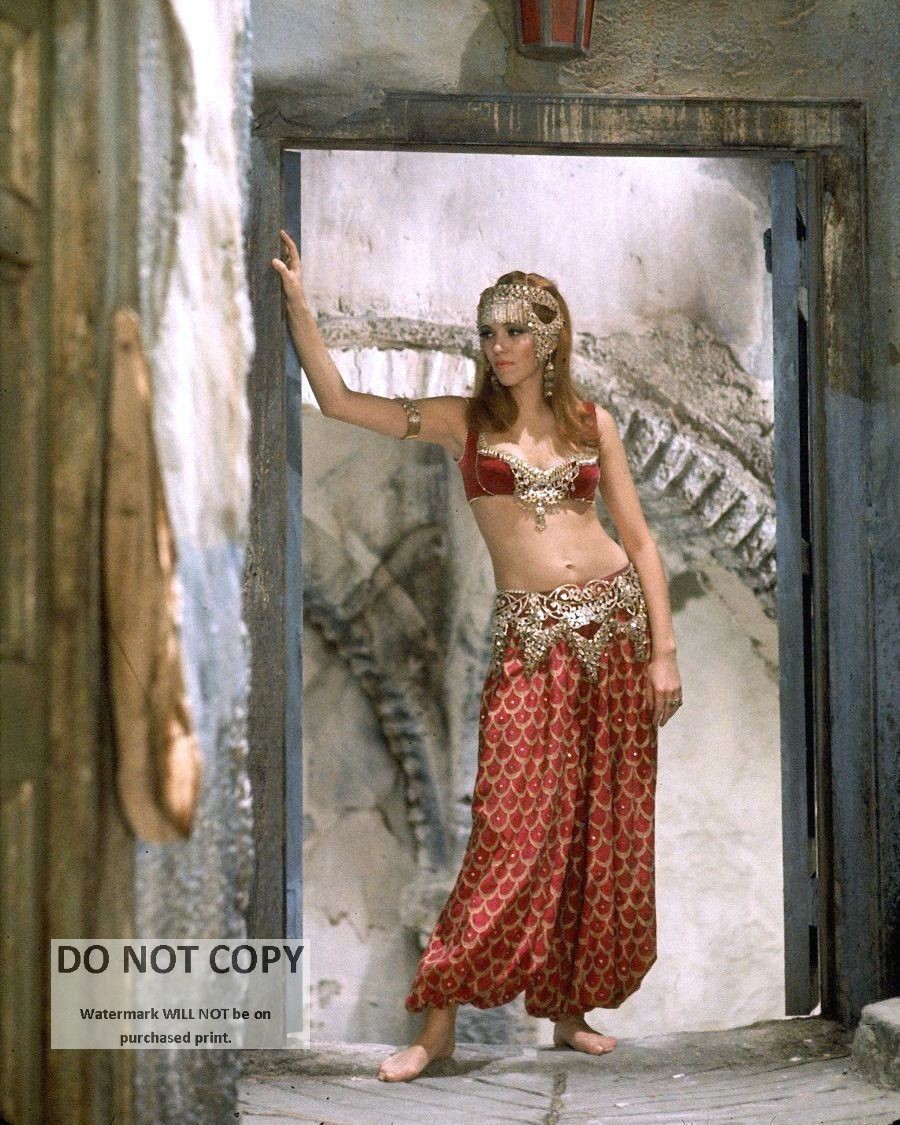 ANNA KARINA IN \