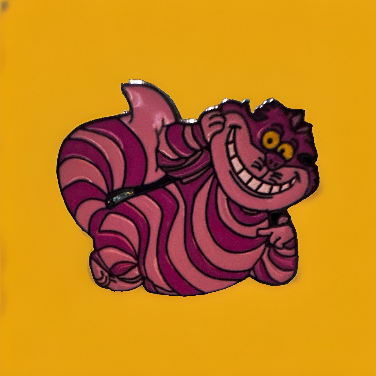 Disney Franchise Alice in Wonderland Movie Cheshire Cat Theme  Enamel Pin U11