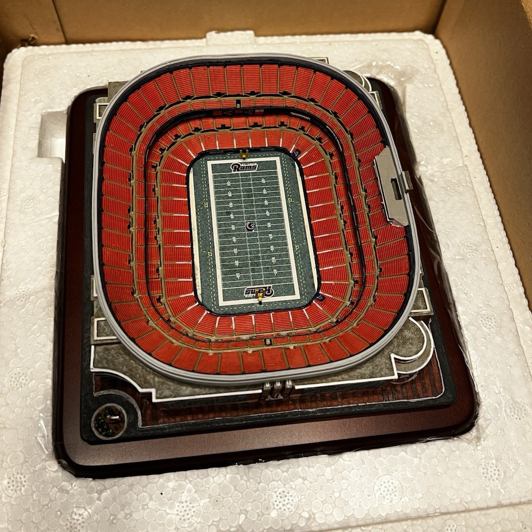 Danbury Mint Edward Jones Dome St. Louis Rams NFL Resin Sculpture Replica