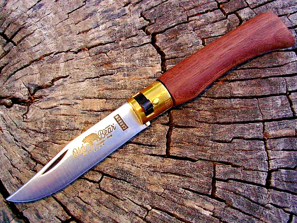 Antonini knives Italy Old Bear 19 medium ring lock knife Walnut & Carbon steel