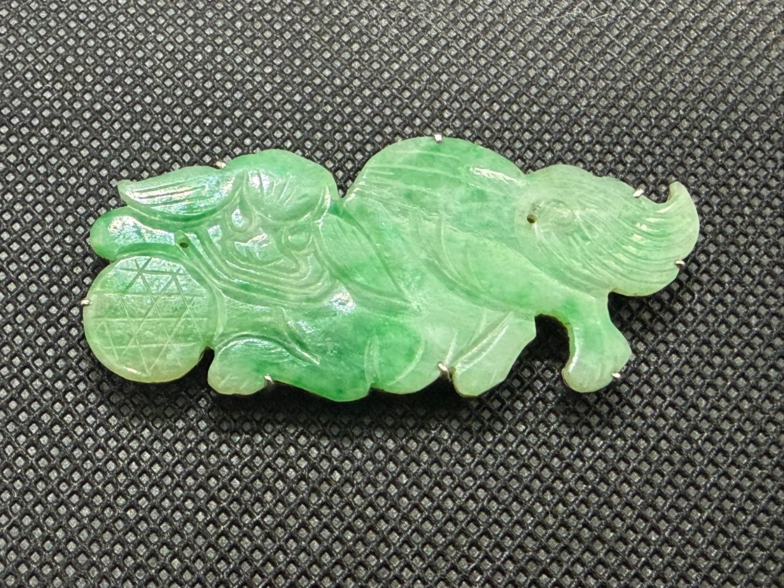 Jade Jadeite FOO LION  Antique Obidome (Sash Clip)