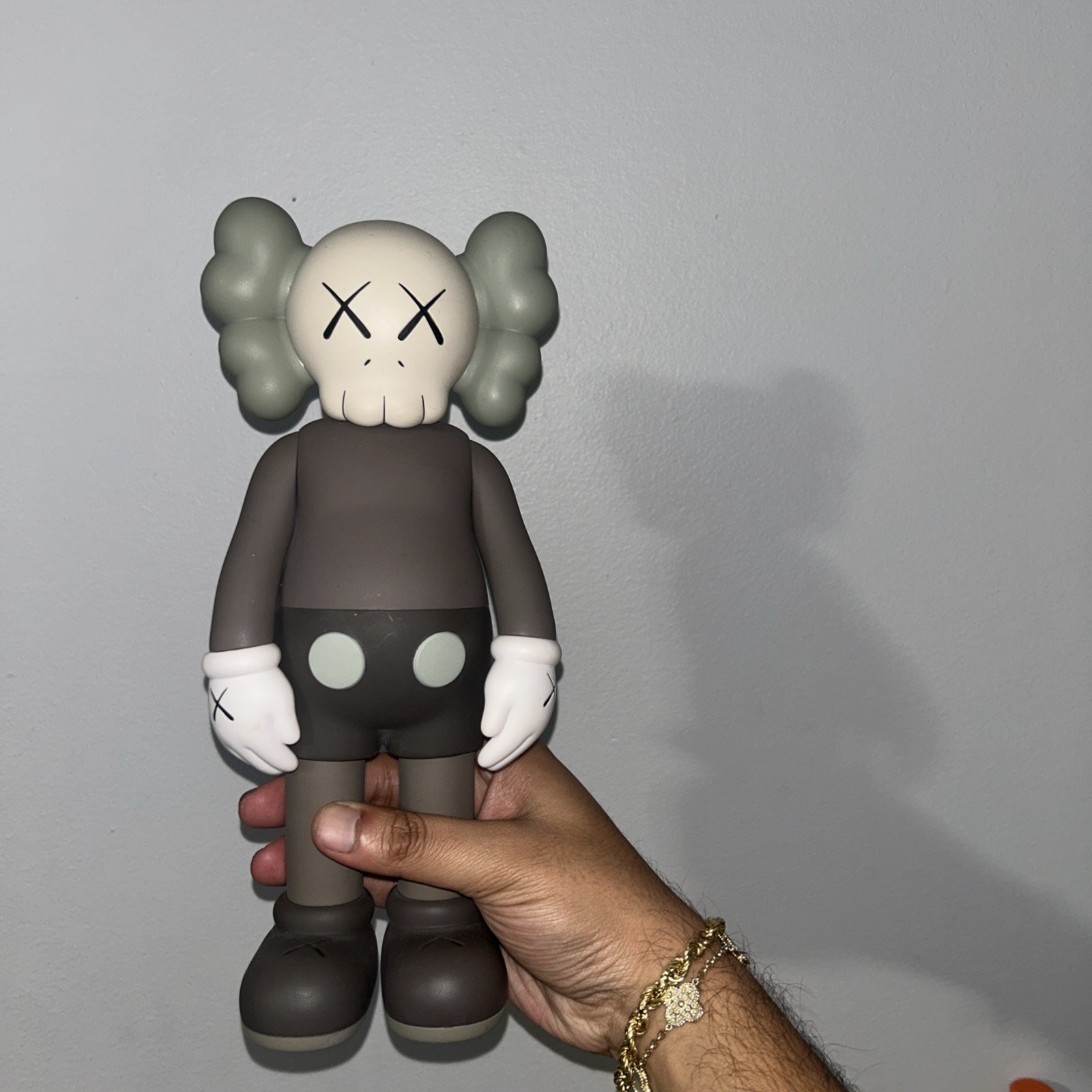 KAWS x Medicom Toy Corp 'Companion (Full-Body)' 2016 Doll Figure 11