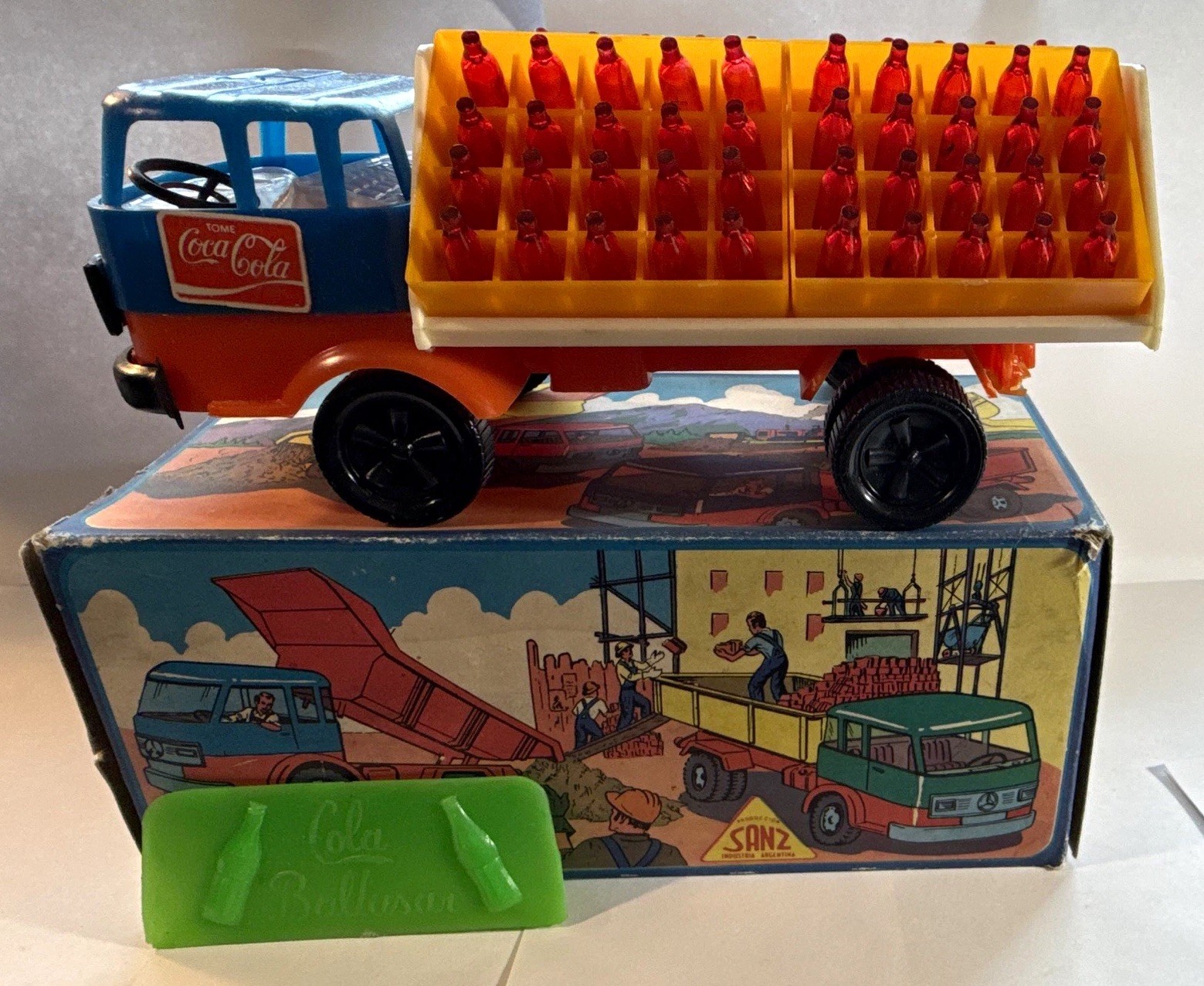 Vintage 1975 Coca-Cola Plastic Delivery Truck made in Argentina, with Box 
