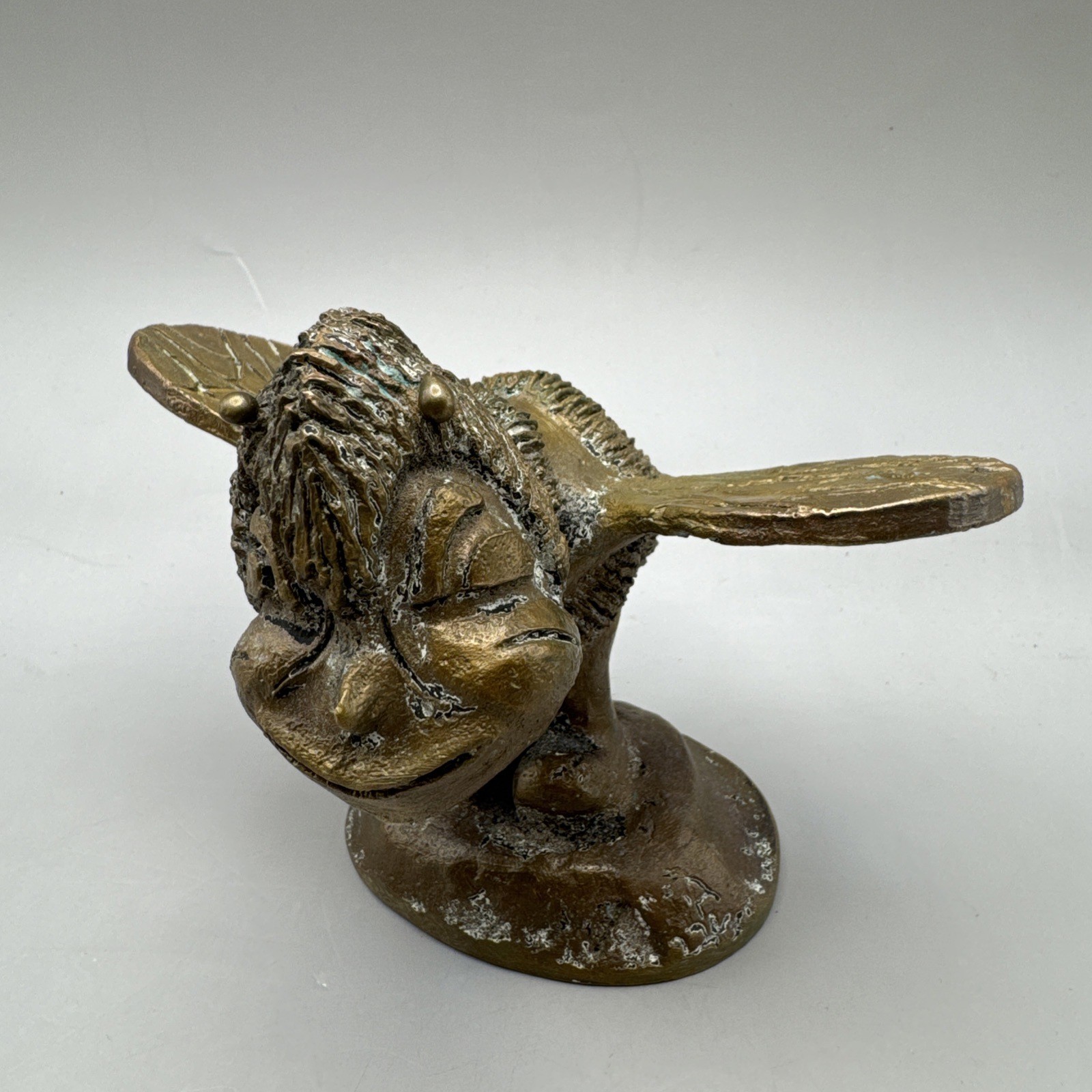 Vintage Heavy Cast Brass Anthropomorphic Cartoon Bee Doorstop Paperweight 4lb