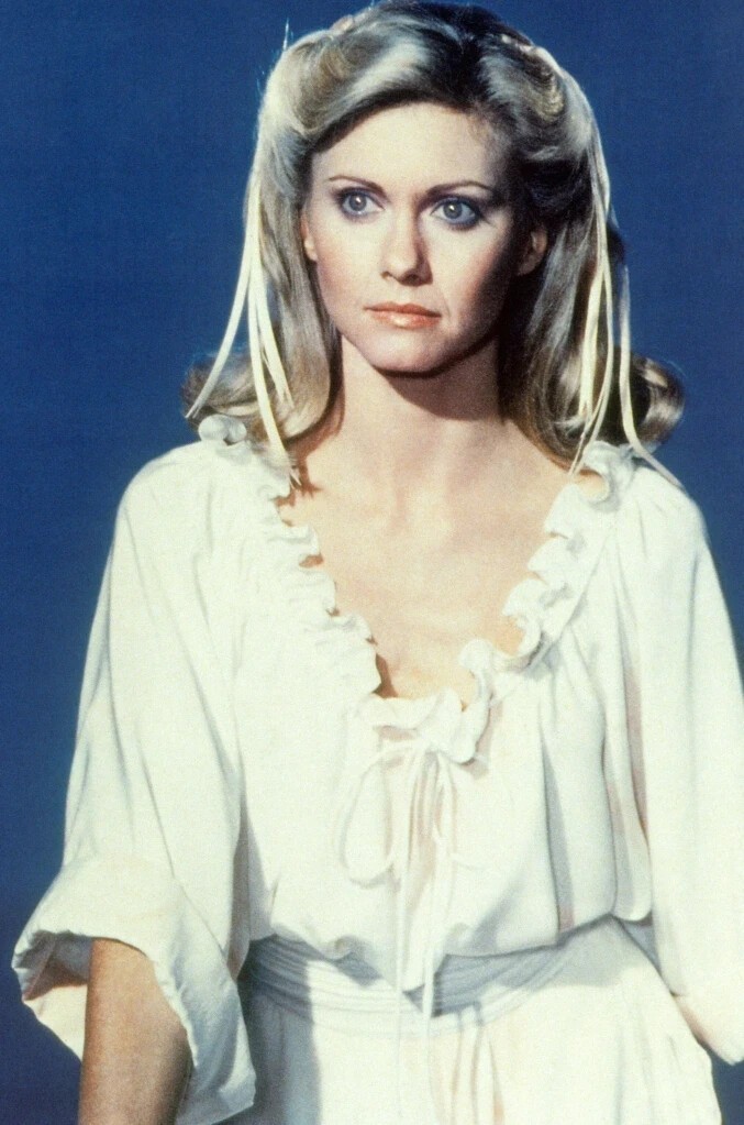 BEAUTIFUL OLIVA NEWTON JOHN 8X10 Photo