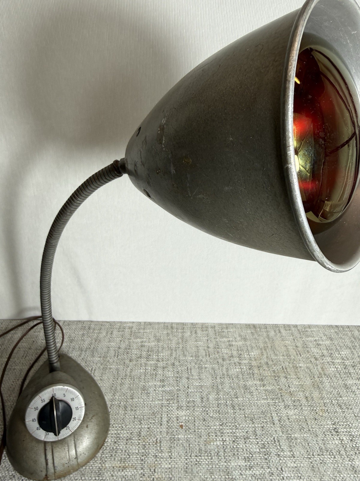 30’s-40’s Metal Adjustable Desk Lamp Gray Rotary Dial Red Light medical vintage