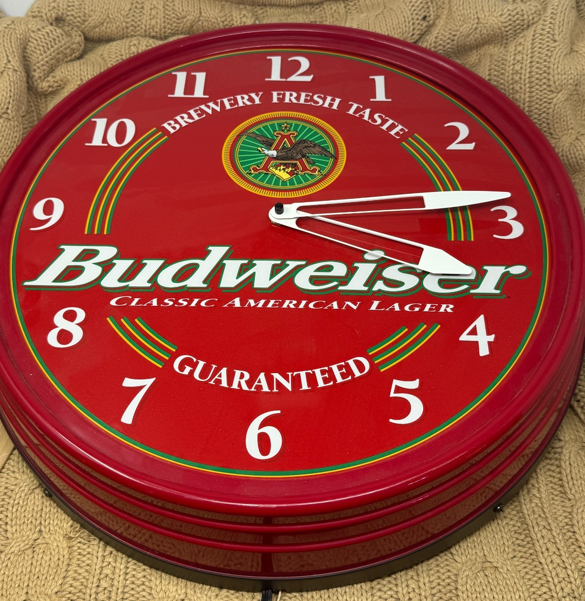 Vintage Budweiser King Of Beers 19' Electric Light Up Wall Clock 1996 Man Cave