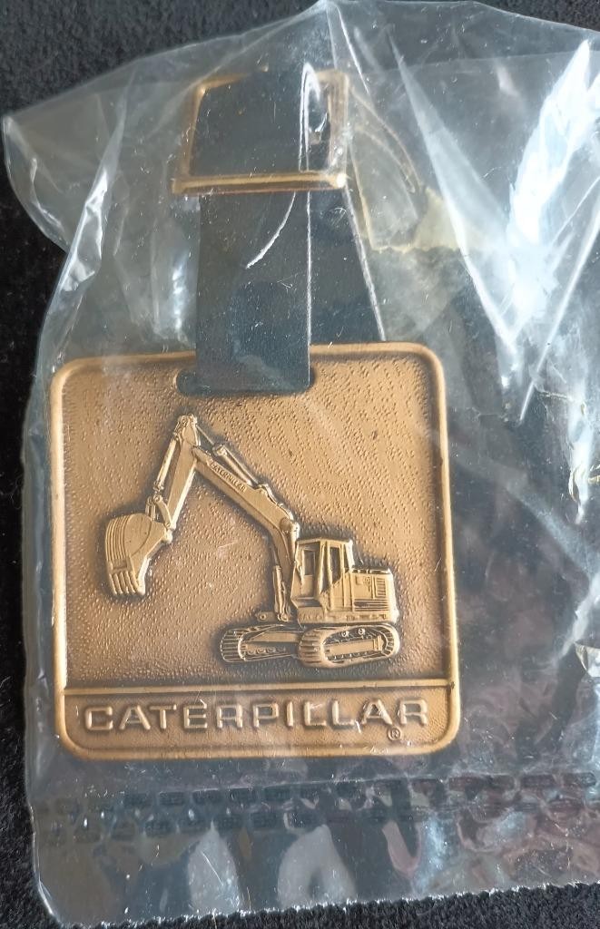 VINTAGE CATERPILLAR CAT BUCKET LOADER KEY WATCH FOB SYRACUSE SUPPLY NEW NOS