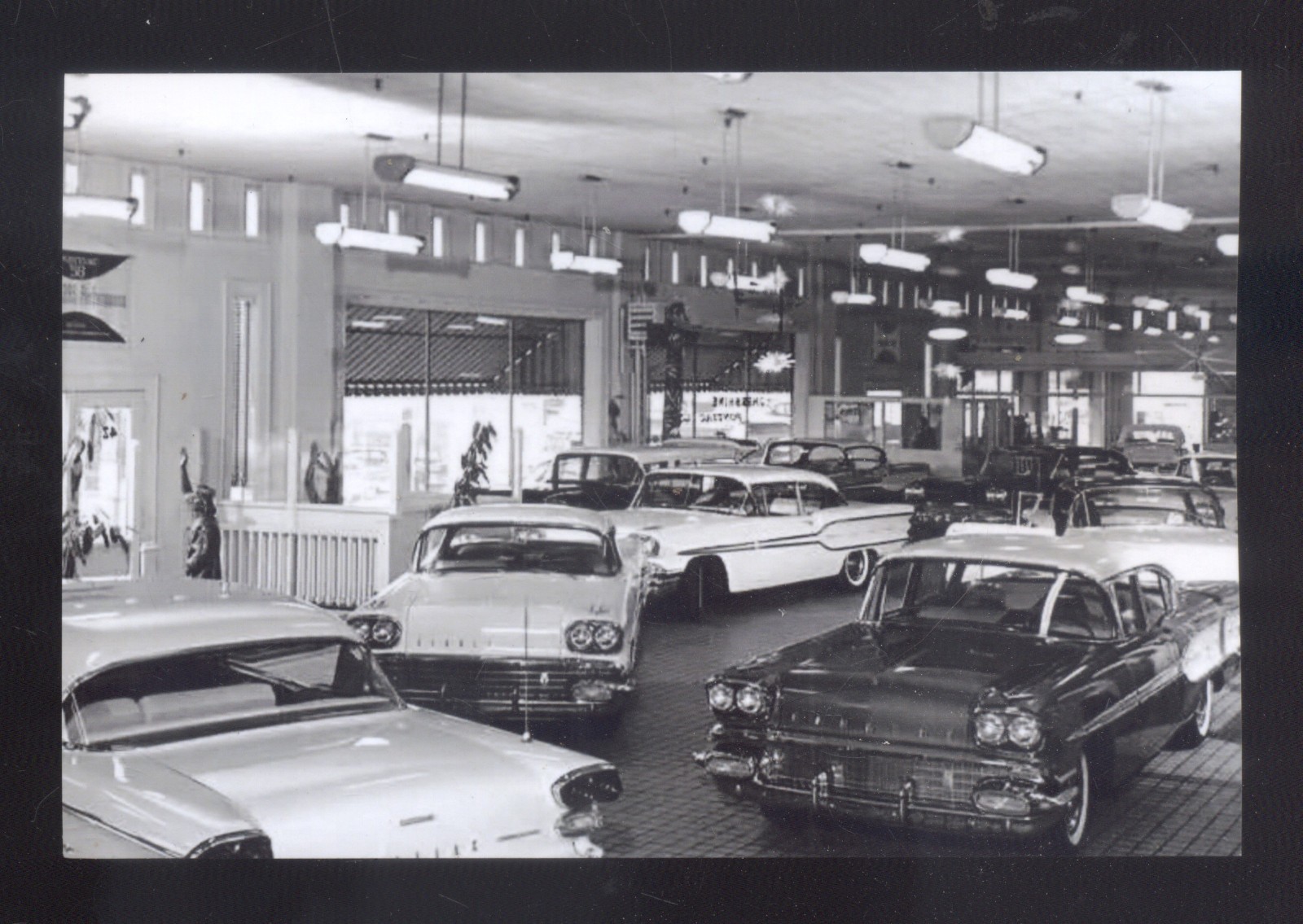 REAL PHOTO ATLANTA GEORGIA GA BOOMERSLINE 1958 PONTIAC CAR DEALER POSTCARD COPY