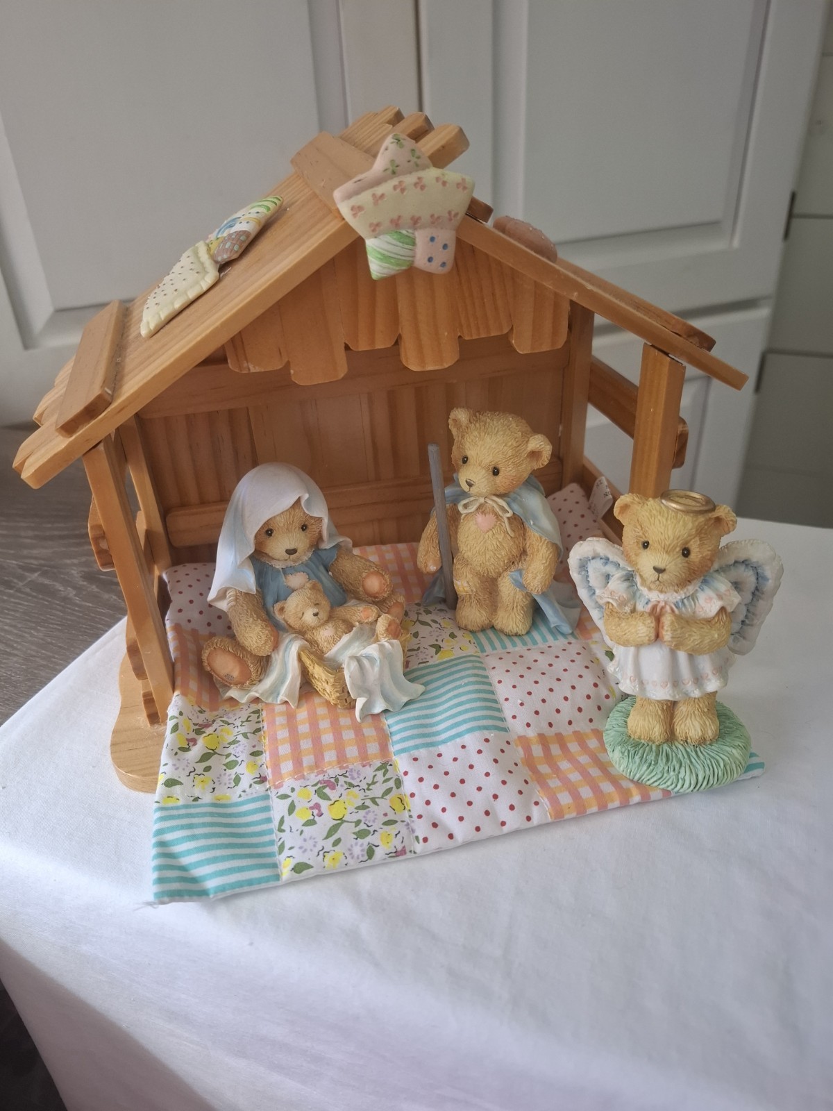 1992-93 THE CHERISHED TEDDIES 4 PIECE NATIVITY SET BY ENESCO IN BOX