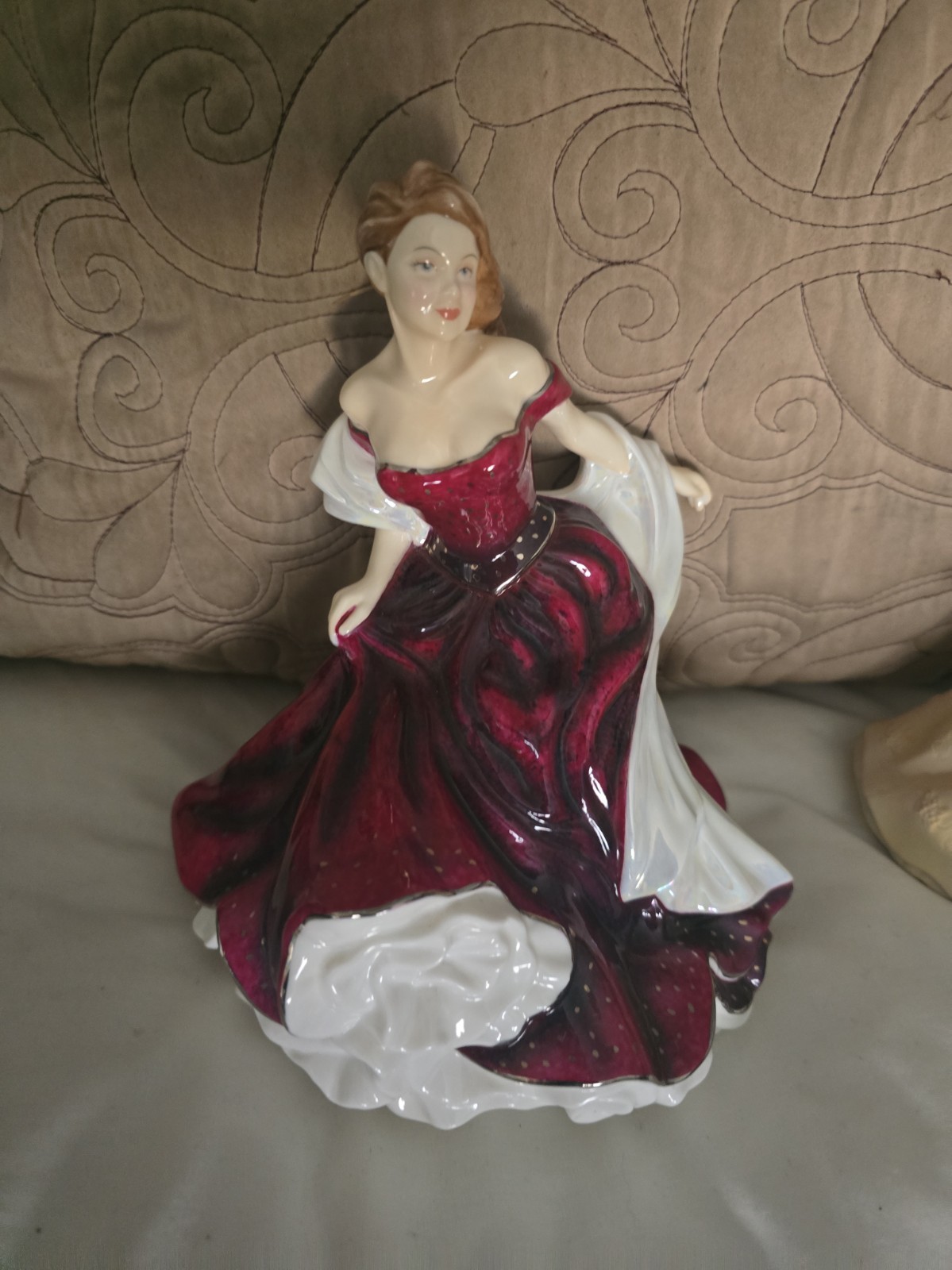 Royal Doulton  Celebrating You HN5423 Michael Doulton Favourites