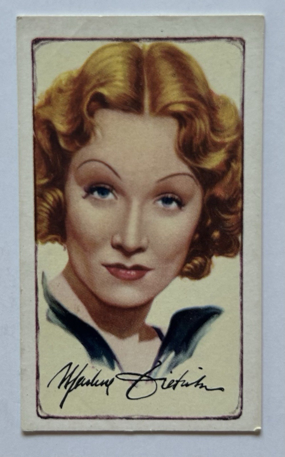 Gallaher Signed Portraits Famous Stars Marlene Dietrich Tobacco Card CC18