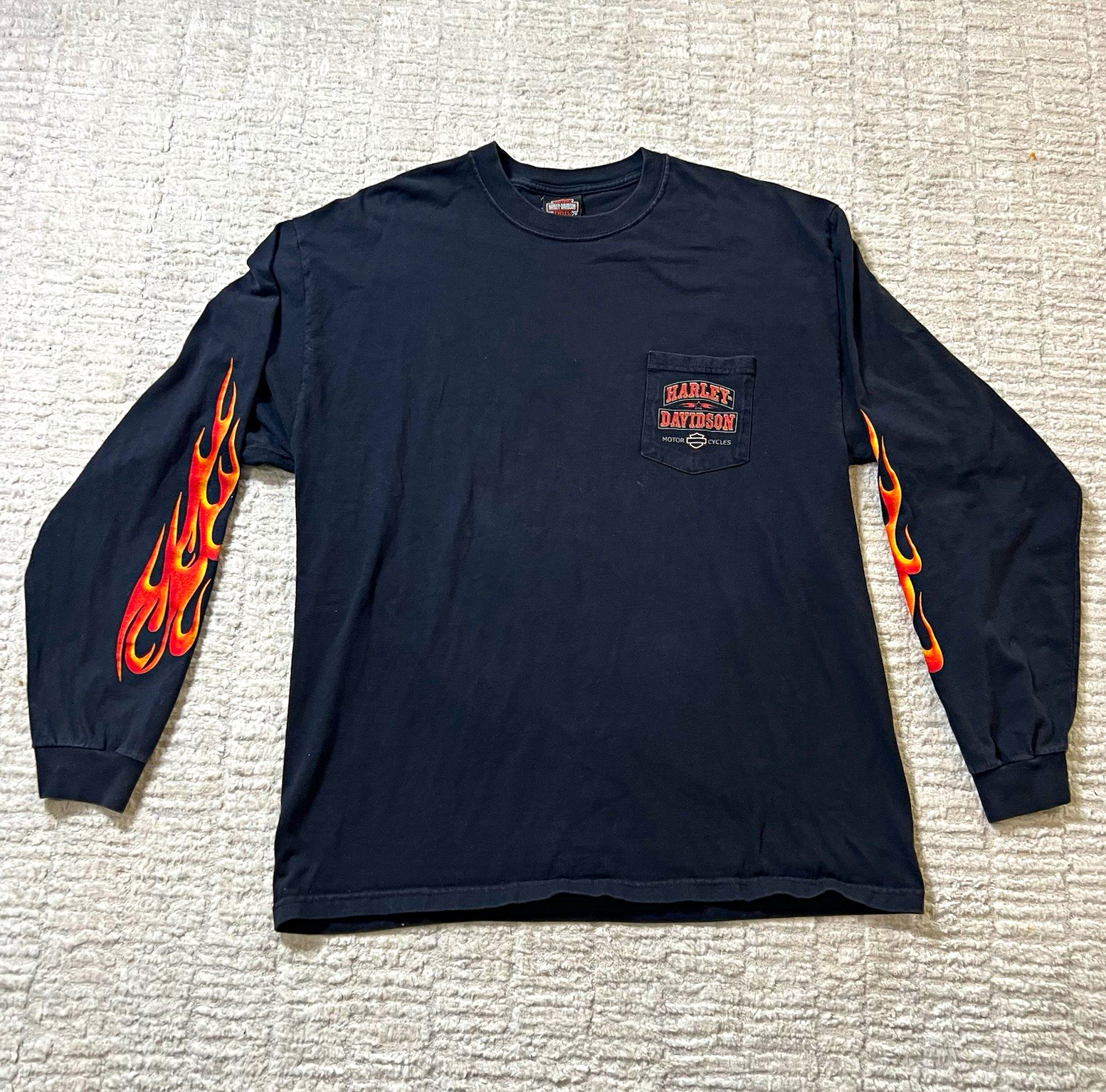 Harley-Davidson Three Rivers Pittsburgh PA Flame Sleeve Long Sleeve T-Shirt, XL