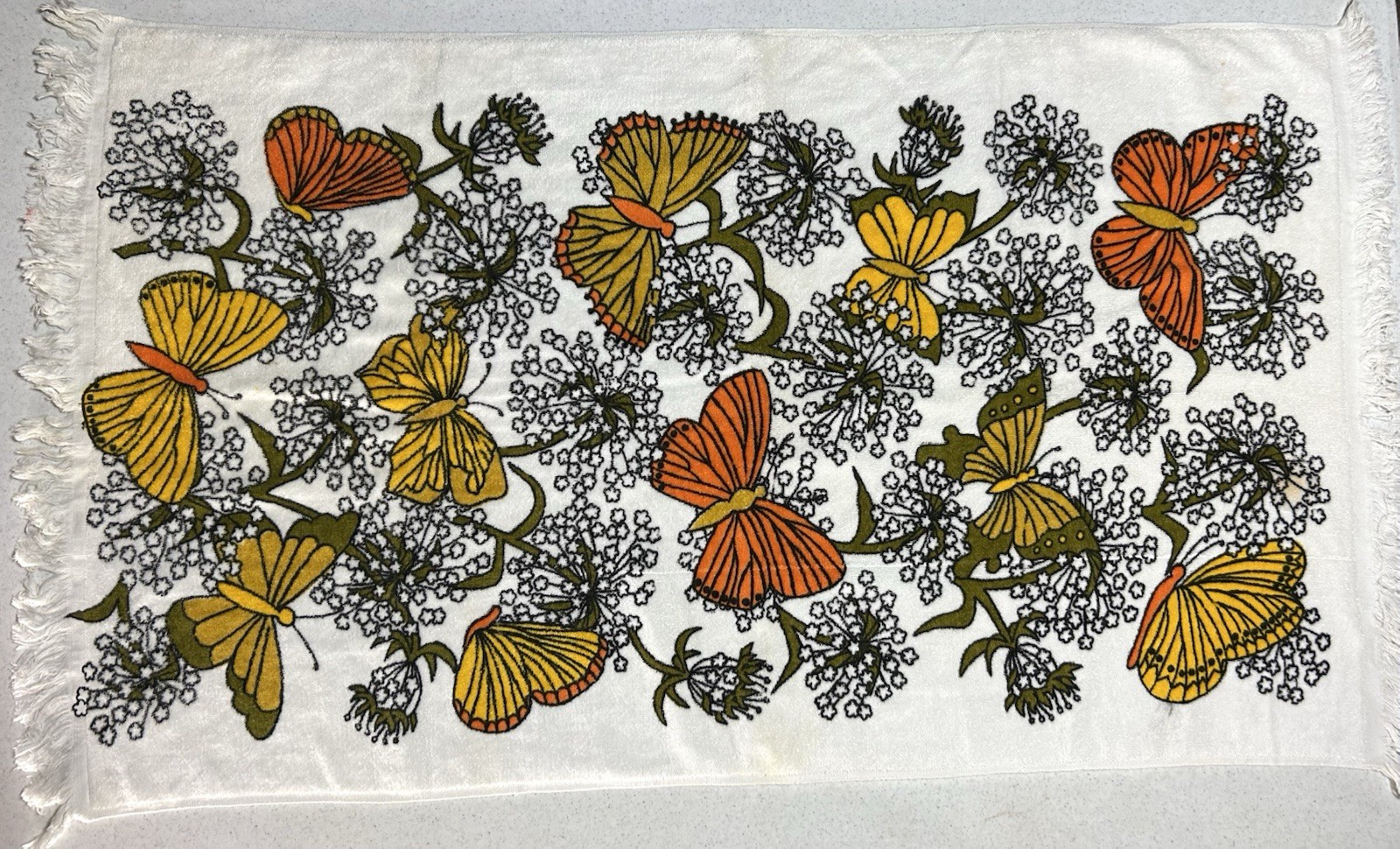 VTG 1970’s Bath Towel Butterflies Baby’s Breath Flowers • Gold Crest By Cone