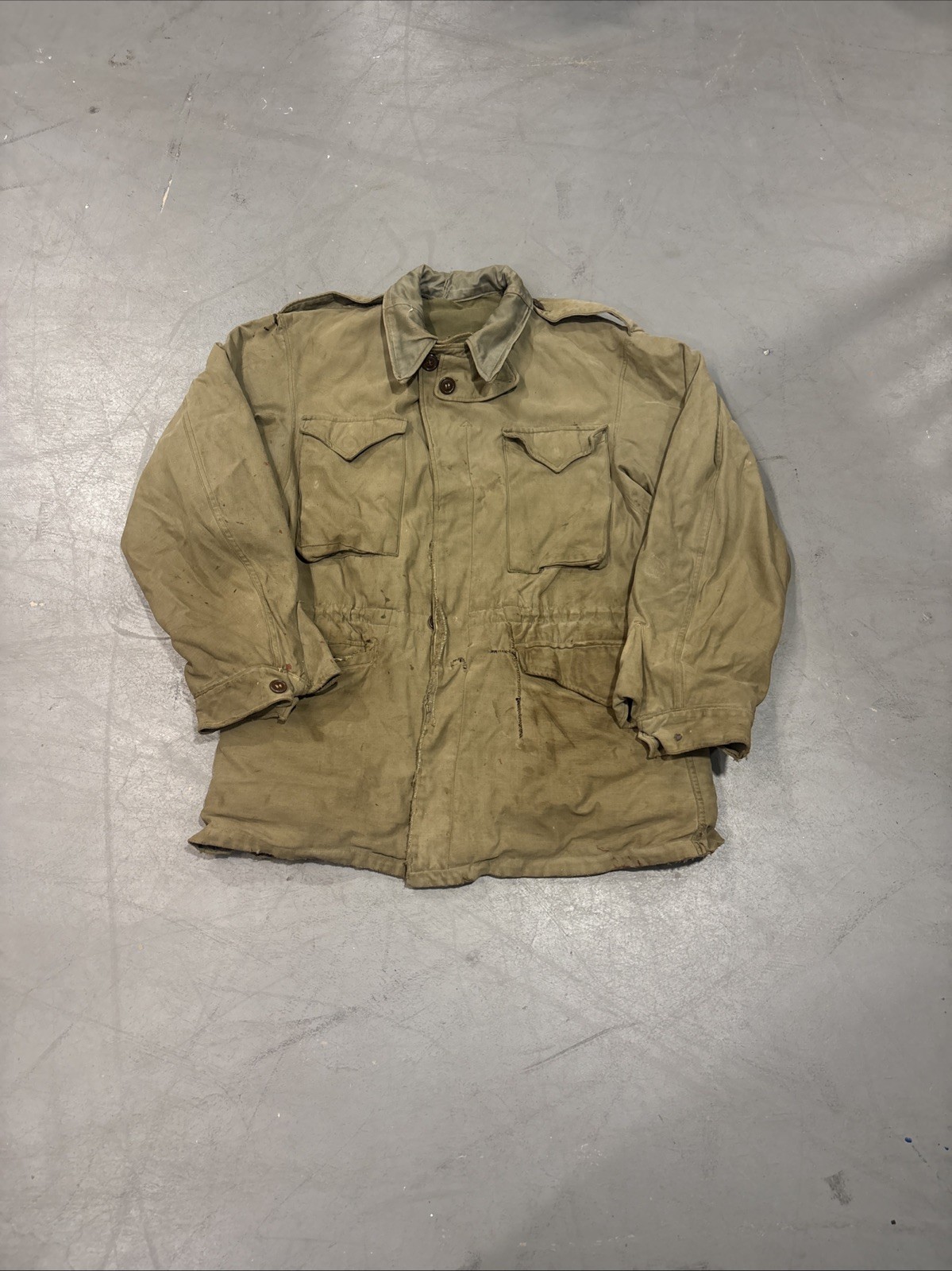 Vintage WWII Era M-1943 Us Army Field Jacket Size M