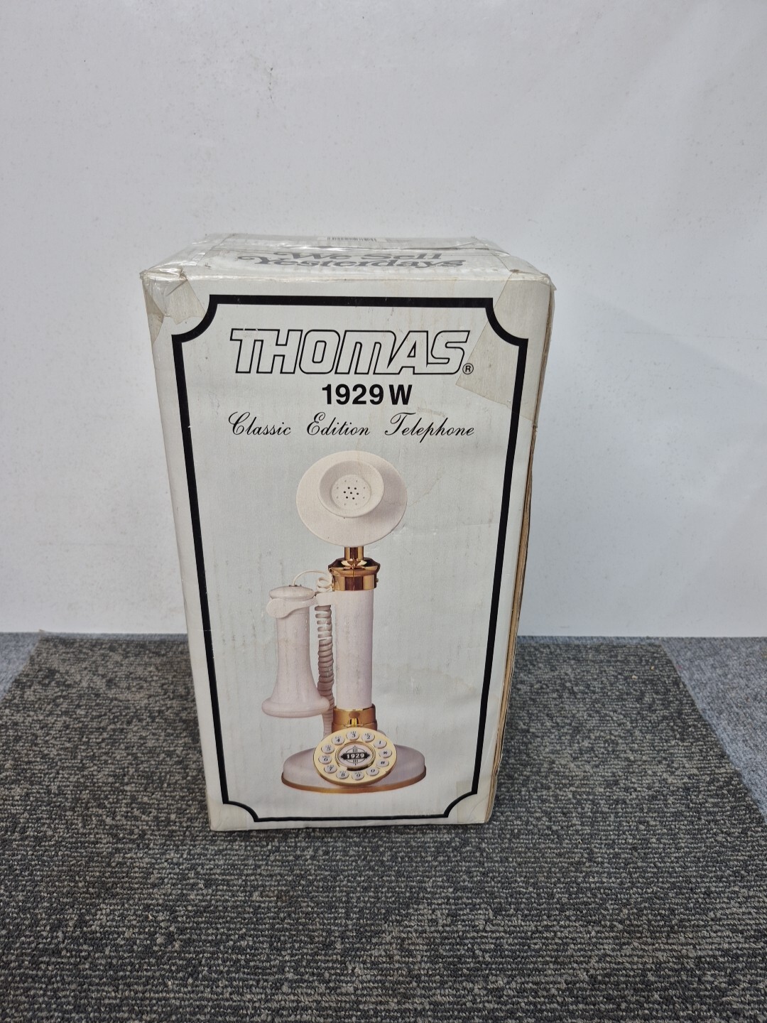 Thomas 1929 White Classic Edition Phone Replica New In Box
