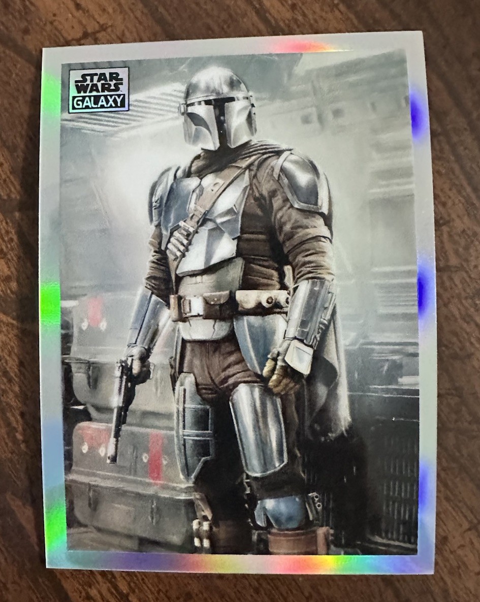 2021 Topps Chrome Star Wars Galaxy Mandalorian Visions Insert Card #MN-2