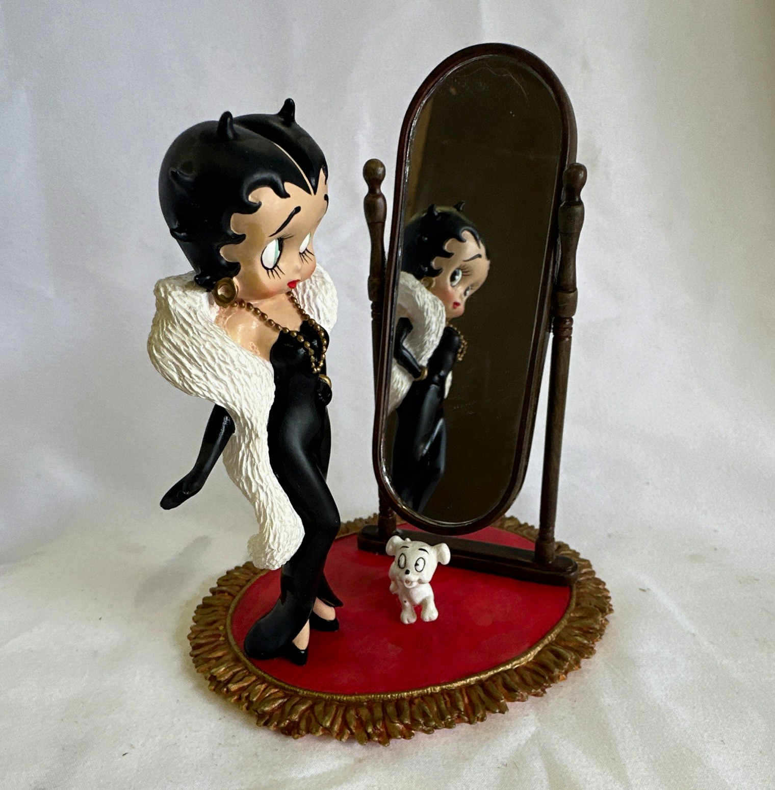 Westland Giftware Betty Boop Figurine w/ Mirror & Dog Red Base MPN 6864 2000