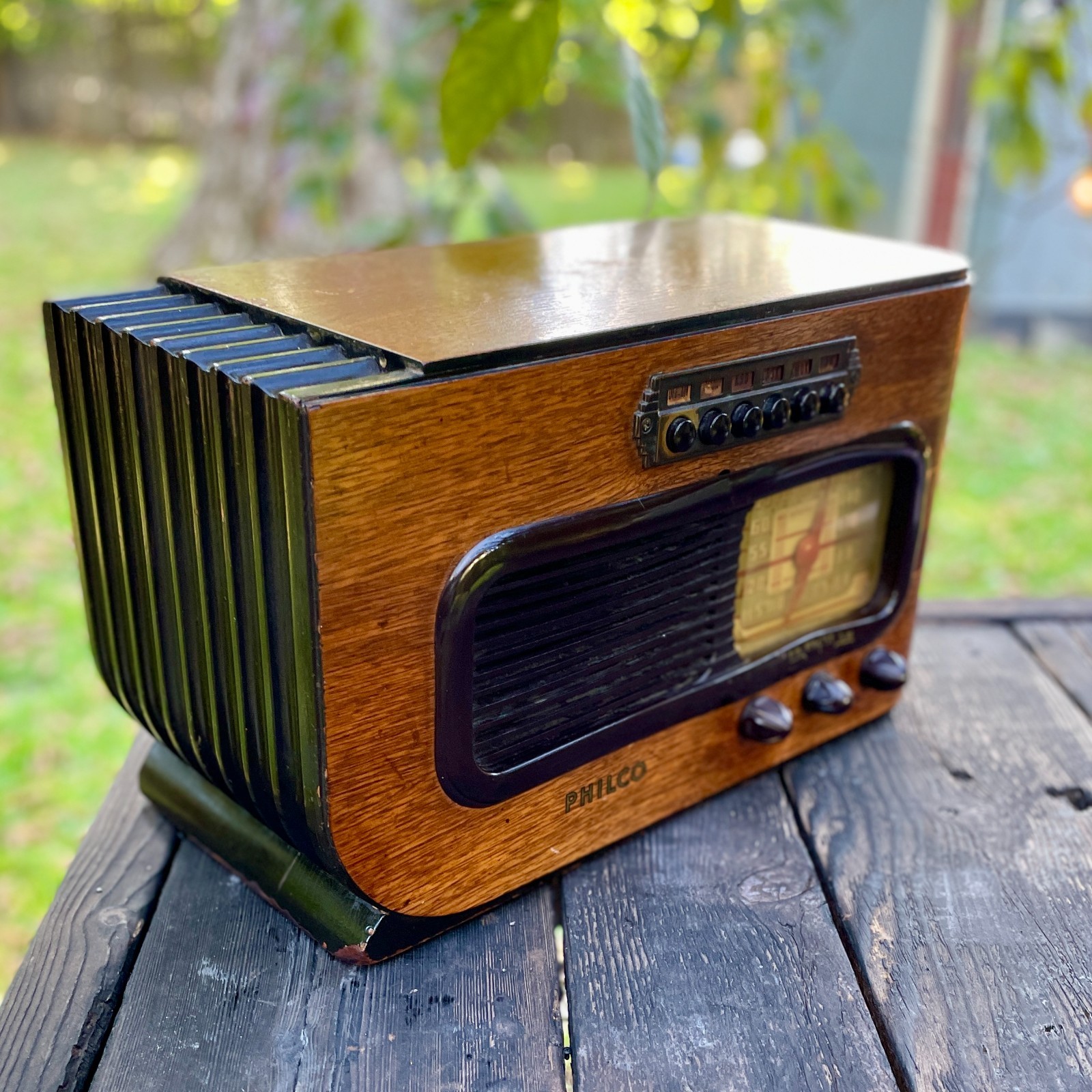 Vintage Antique Philco Model 41-226 \