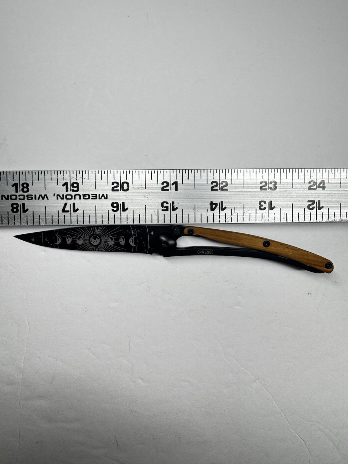 Deejo 37g Moon Phases Folding Pocket Knife Olive Wood Black Blade Tattoo Used
