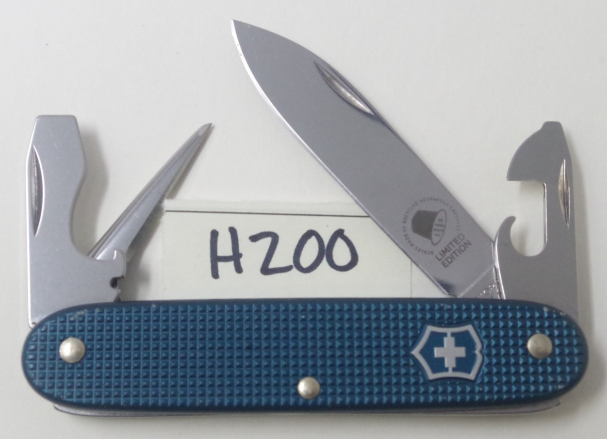 Blue Nespresso Le Dharken Victorinox Pioneer Limited Edition Knife - TSA Auction