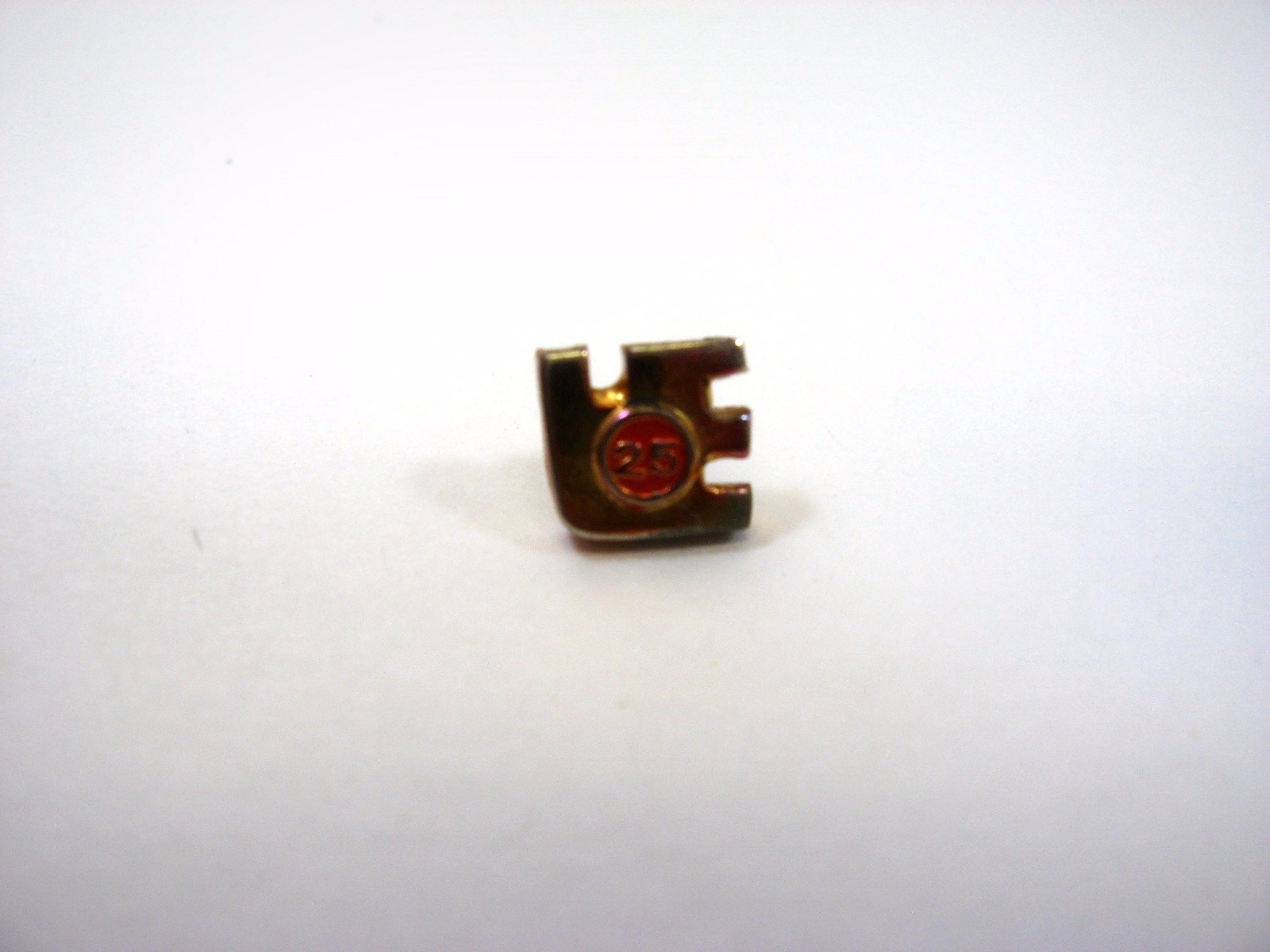 Vintage Eaton Corp 25 Year Service Award Pin Gold Tone Block E Logo Lapel Hat