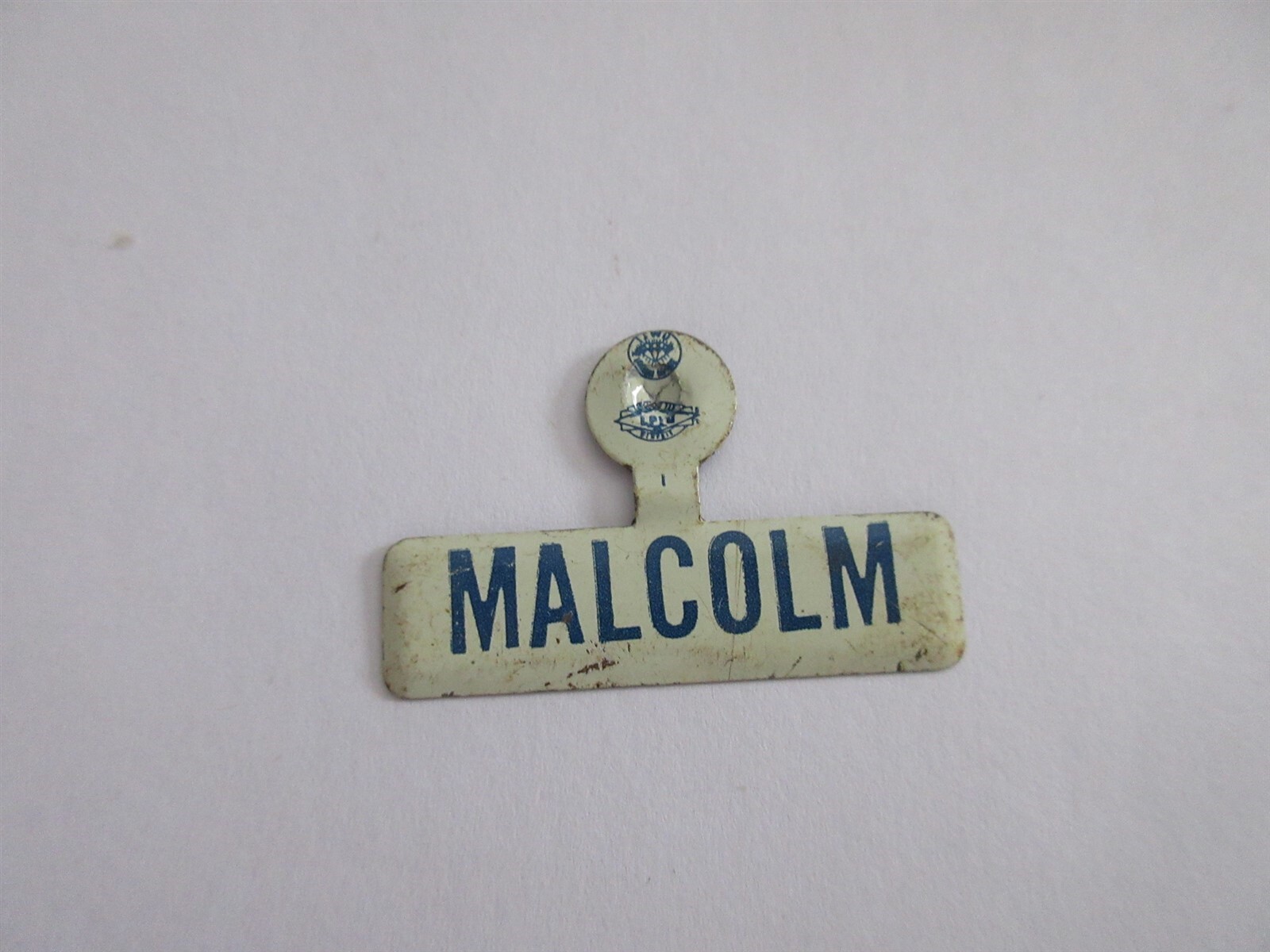 vintage MALCOLM political campaign fold tab pinback pin 
