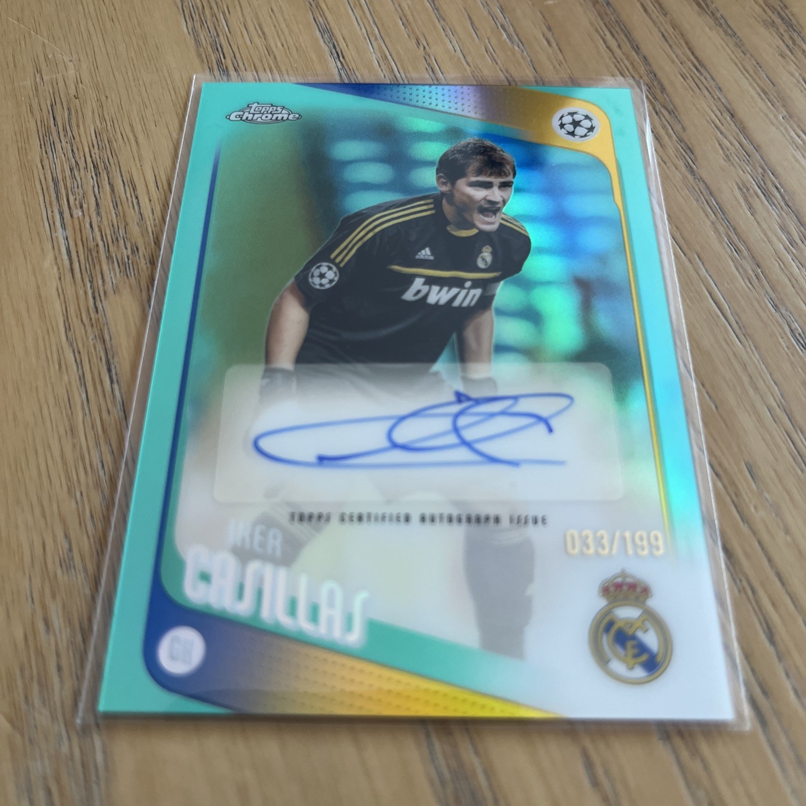 2025-26 Topps Uefa Club Comp\'s Aqua Auto Card Iker Casillas (Real Madrid) 33/199