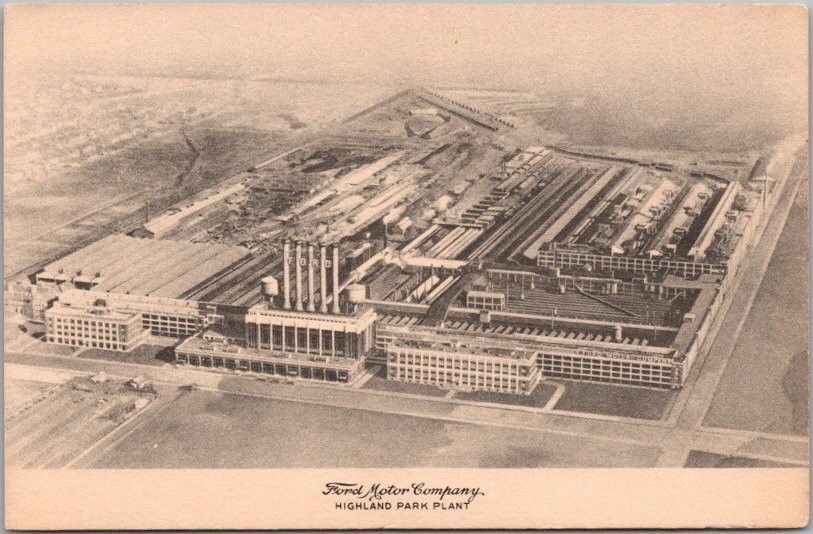 Vintage 1925 FORD MOTOR COMPANY Postcard \