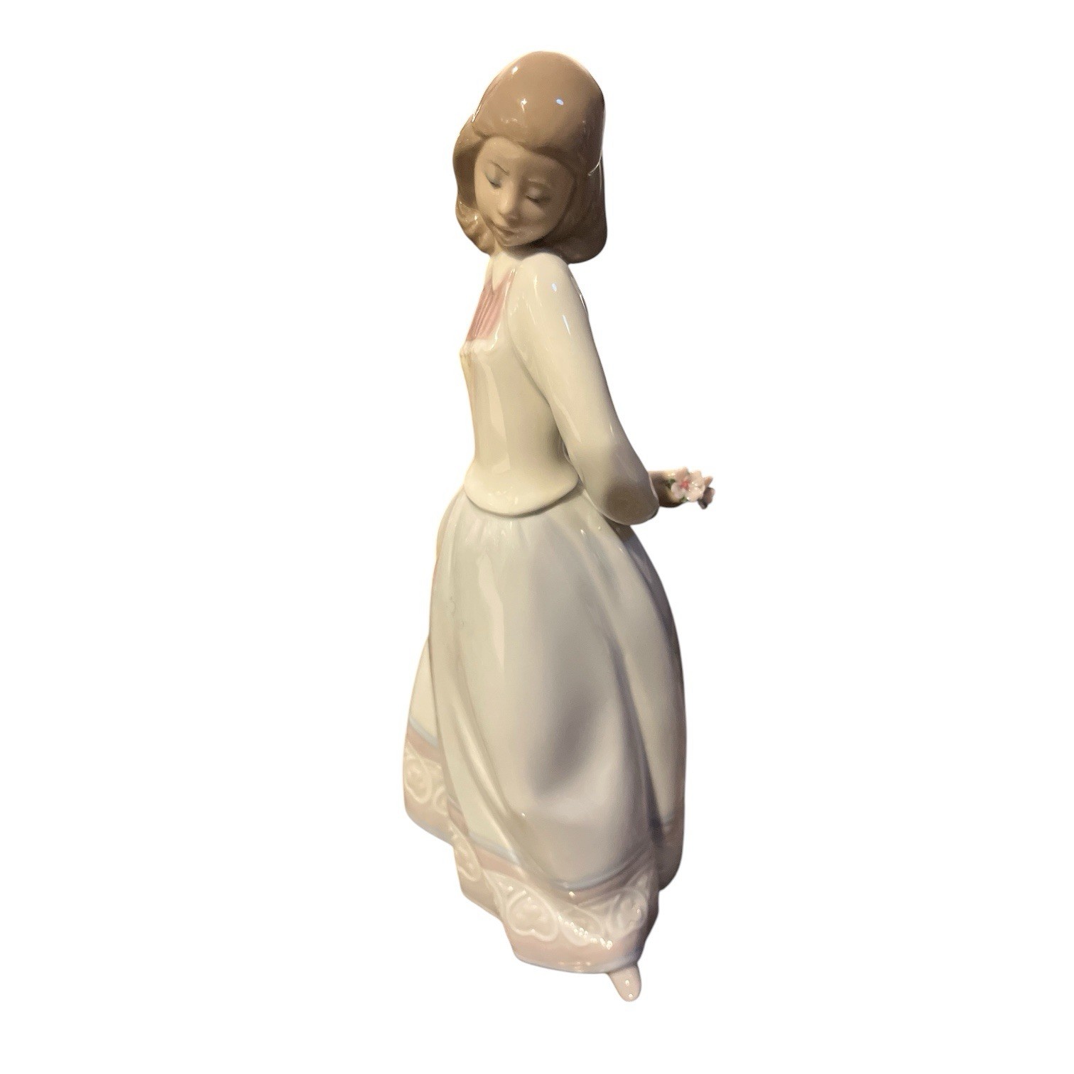 Lladro 6754 Sweet & Shy Hold Flowers Behind Back Mint Condition Retired No Box