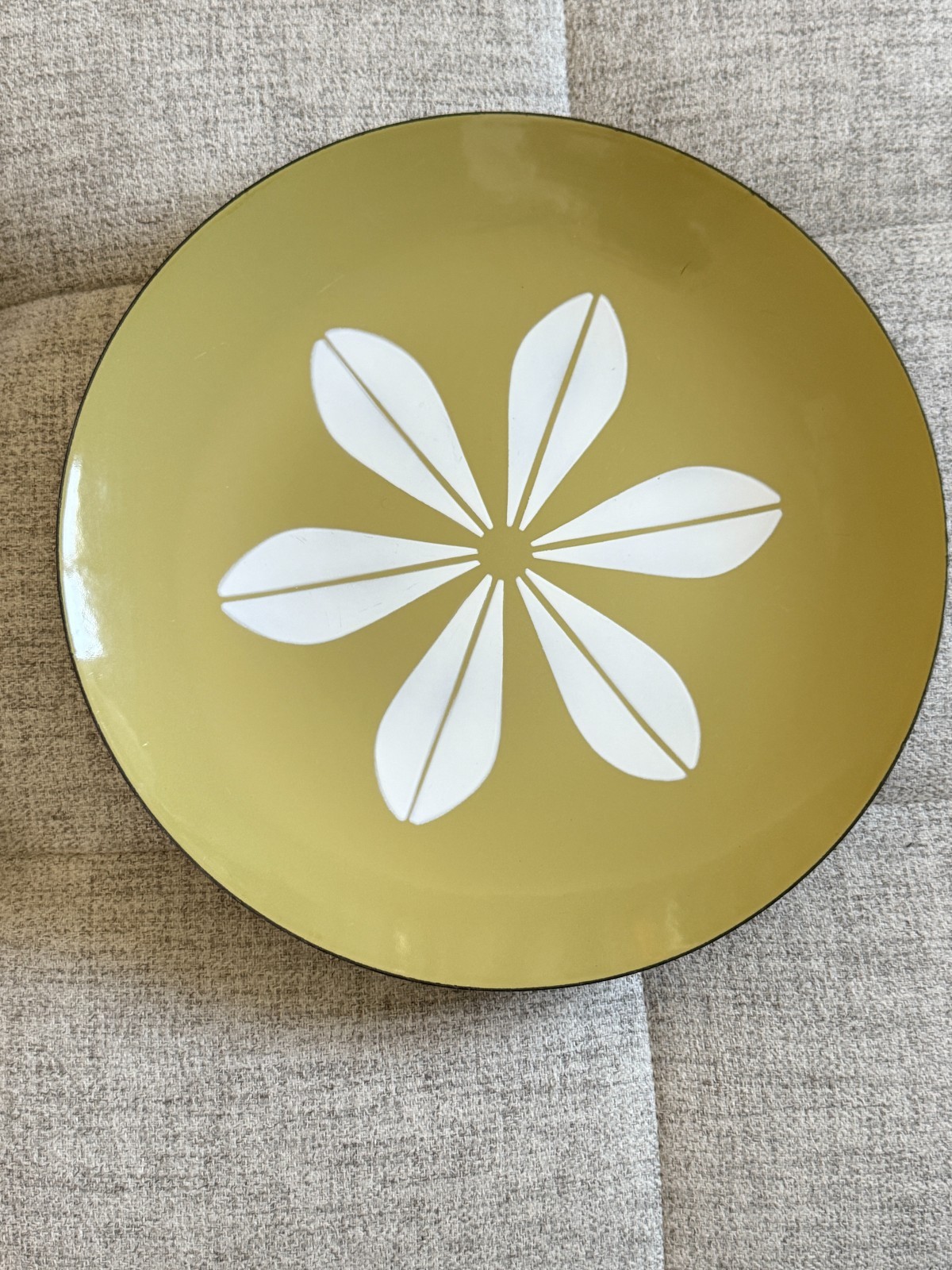 Vintage Catherine Holm Lotus Plate 12 Inches Gold White MCM READ