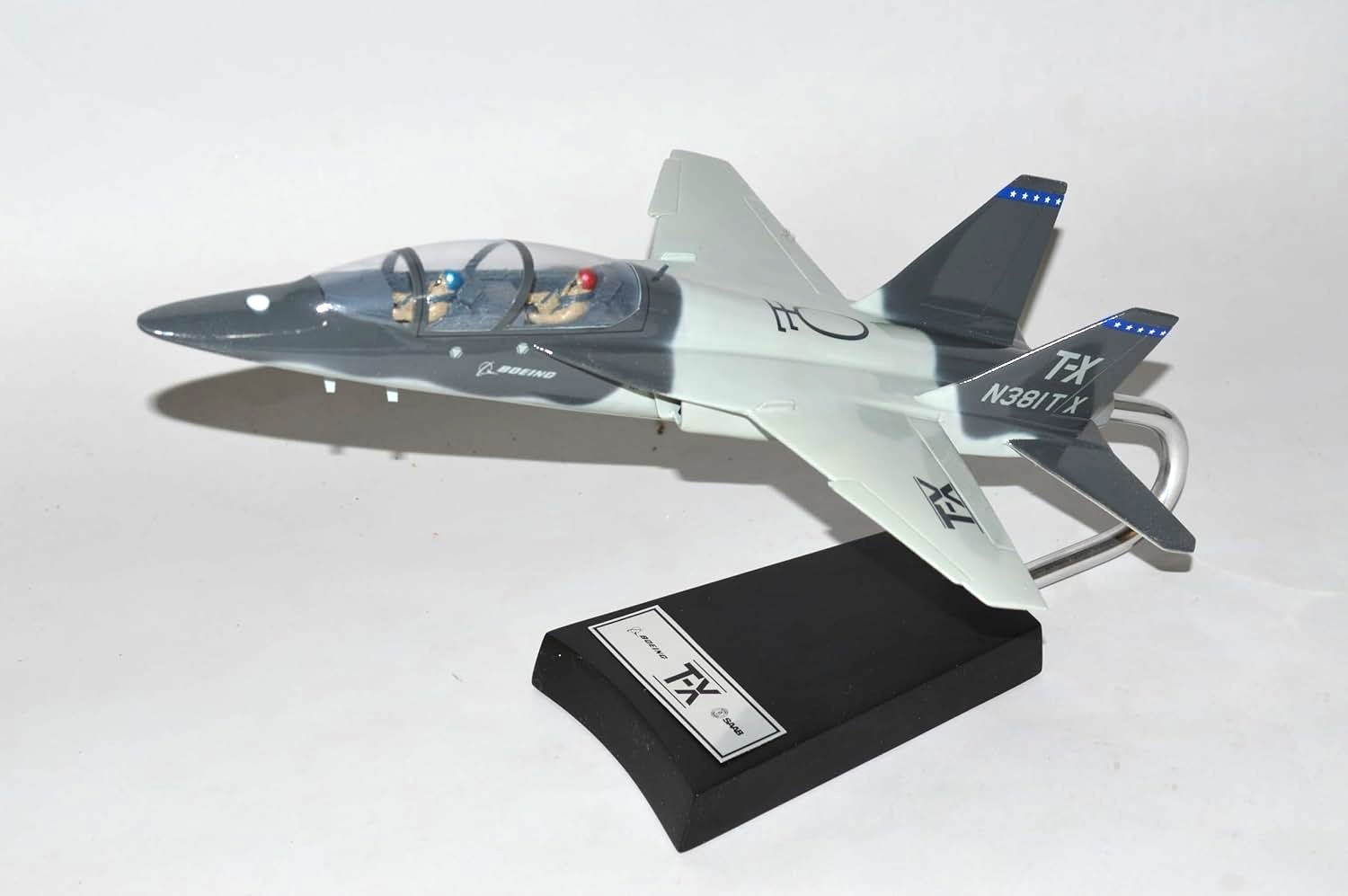 USAF Boeing Saab T-7A T-X Red Hawk Prototype N381TX Desk Model 1/40 SC Airplane