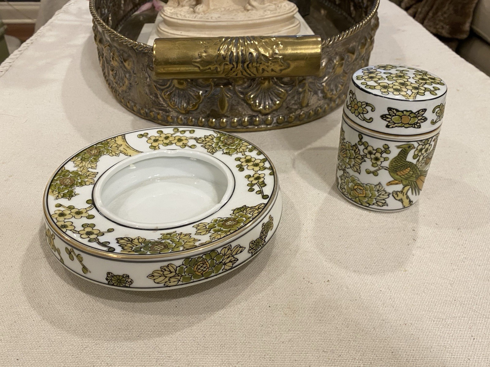 Vintage Gold Imari Green Japan Peacocks Lidded Canister Jar Ashtray