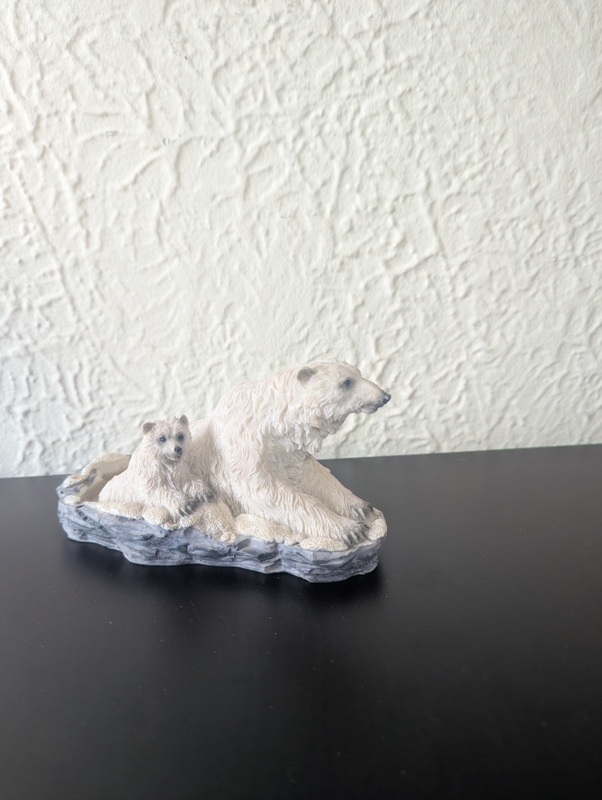 Polar Bear Mother and Cub Resin Figurine Statue Home Decor