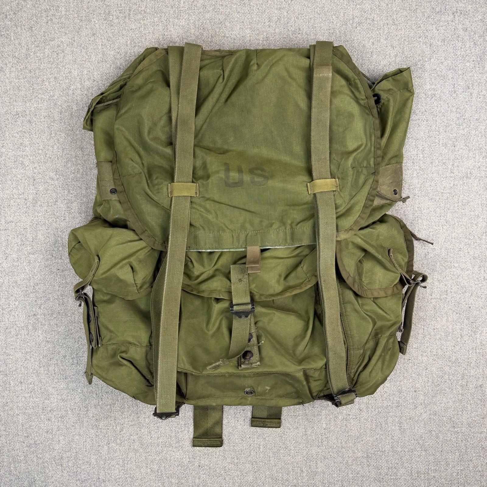US Army USGI LC-1 Large ALICE Combat Nylon Field Pack Backpack w Frame