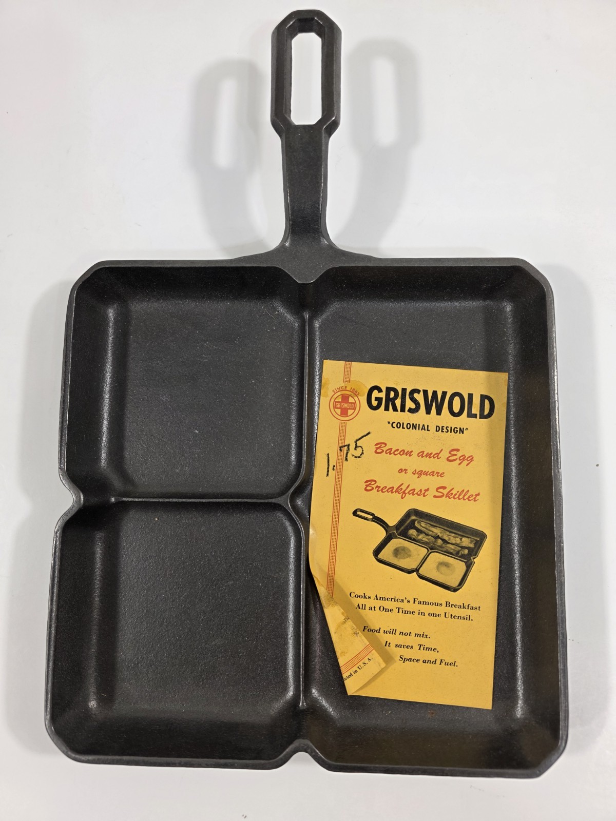 New Griswold Cast Iron Colonial Breakfast Skillet  #666 Very Rare NOS Stickered