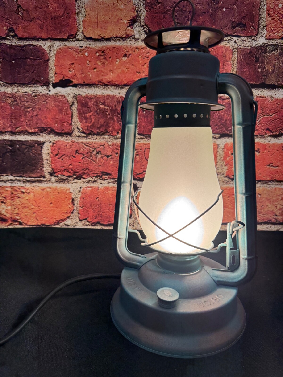 Disney attraction ride prop lamp Frontierland & Thunder Mountain Railroad