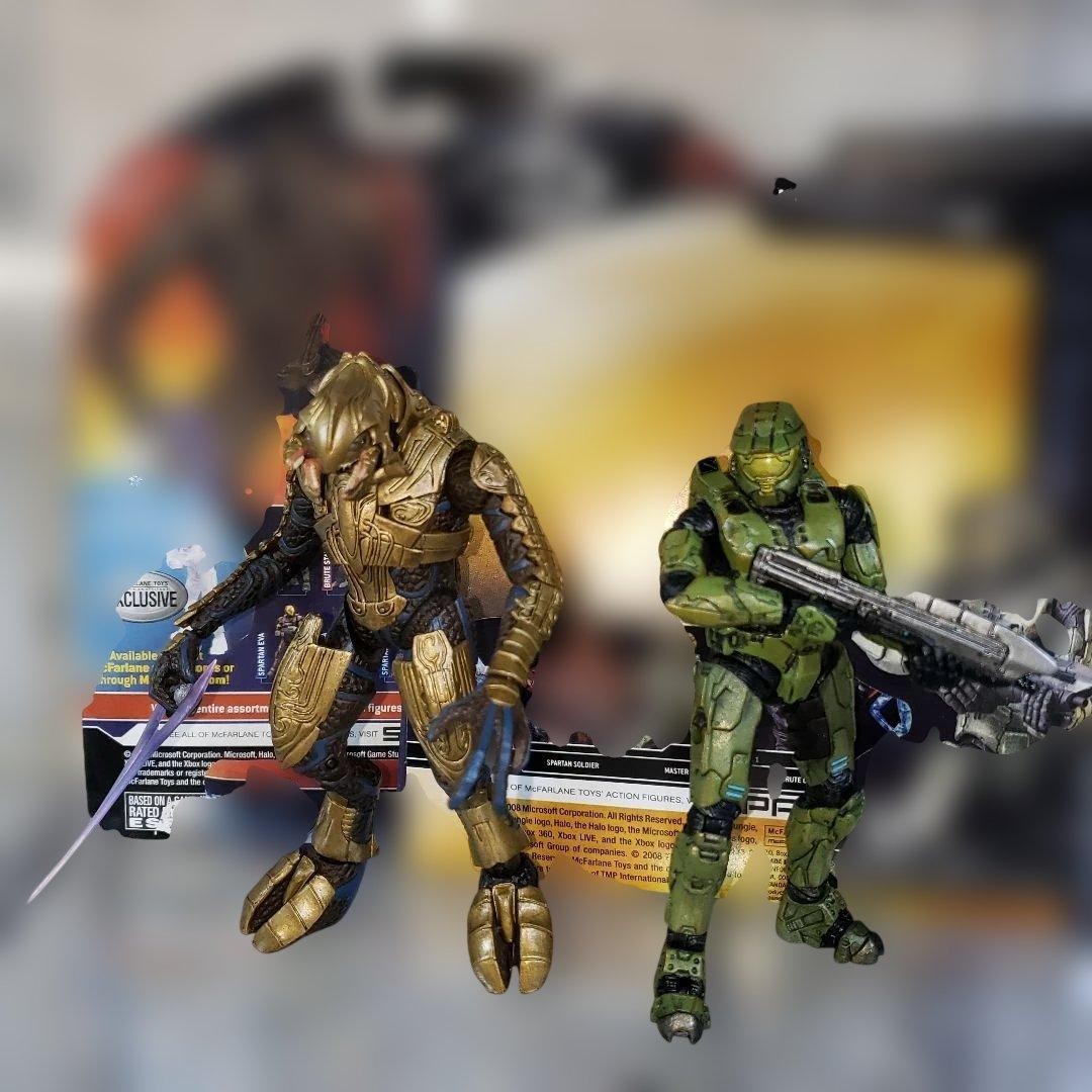 Halo Master Chief Arbiter McFarlane Toys Figure Set Game Character