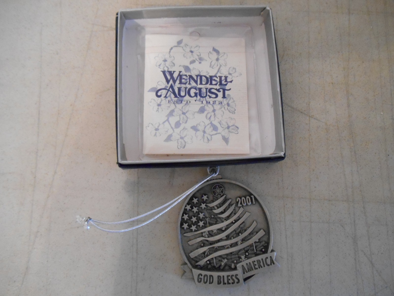 2001 Wendell August Forge \'God Bless America Christmas Ornament NEW/Box/Papers 