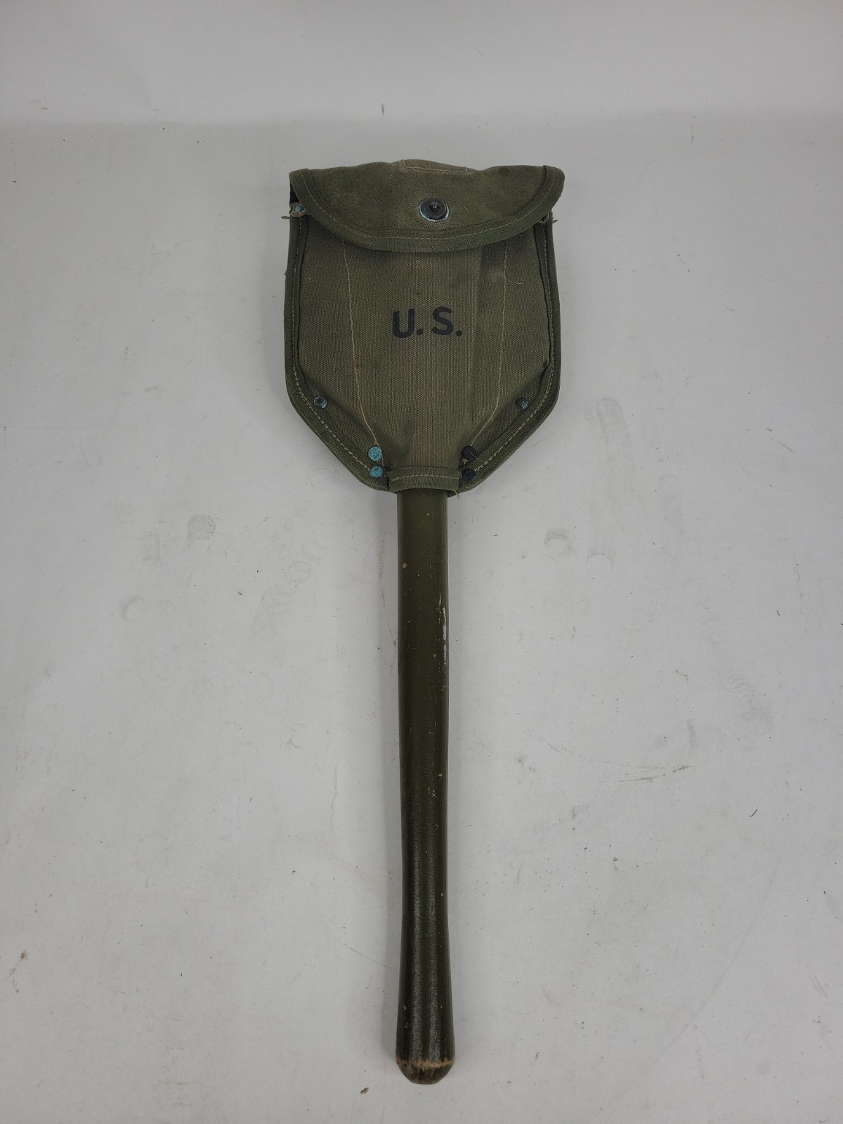 M1943 WW2 Entrenching Tool  Folding Shovel W/ Hinson MFG. CO.  Cover 1943