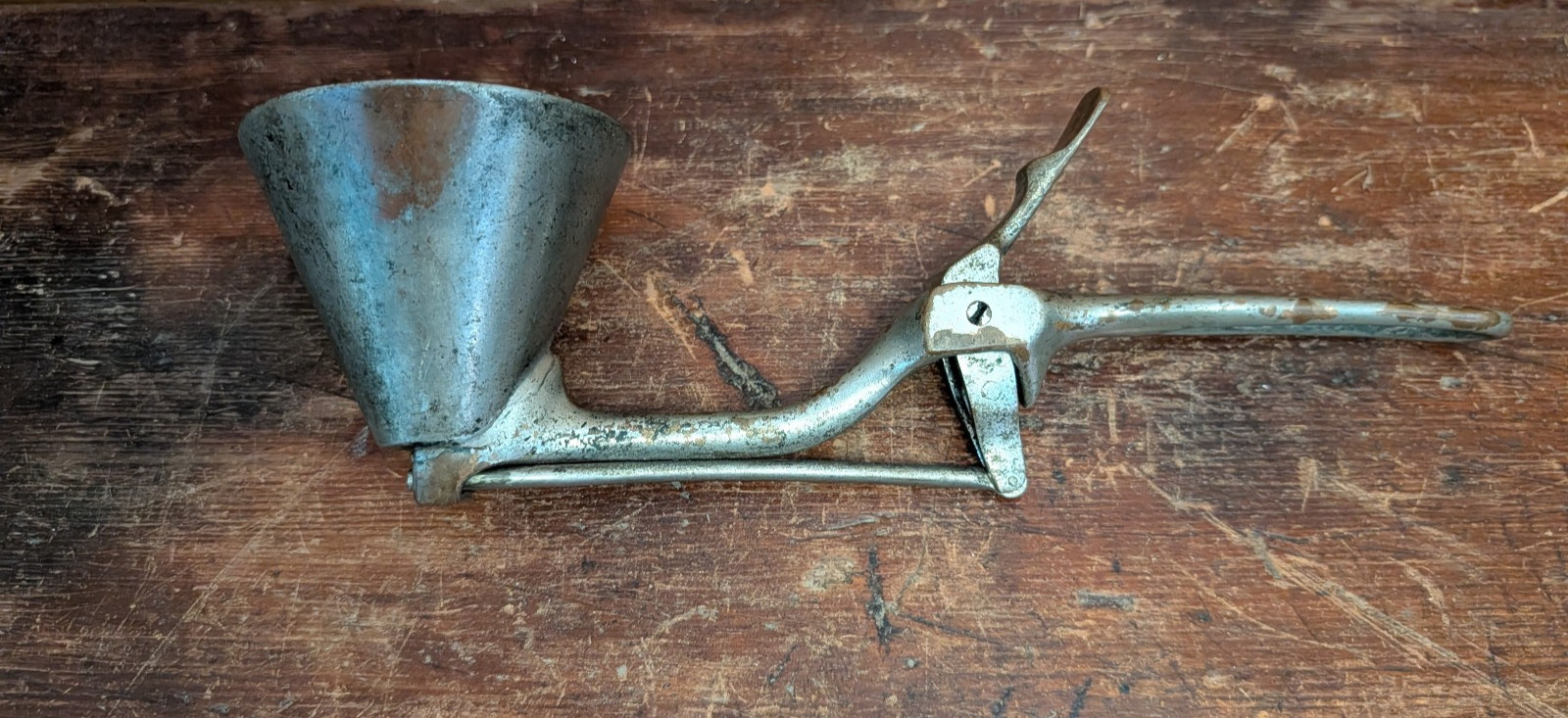 Rare Walker\'s 1905 Patent All Metal #6 Pyramid / Cone Ice Cream Scoop Erie PA