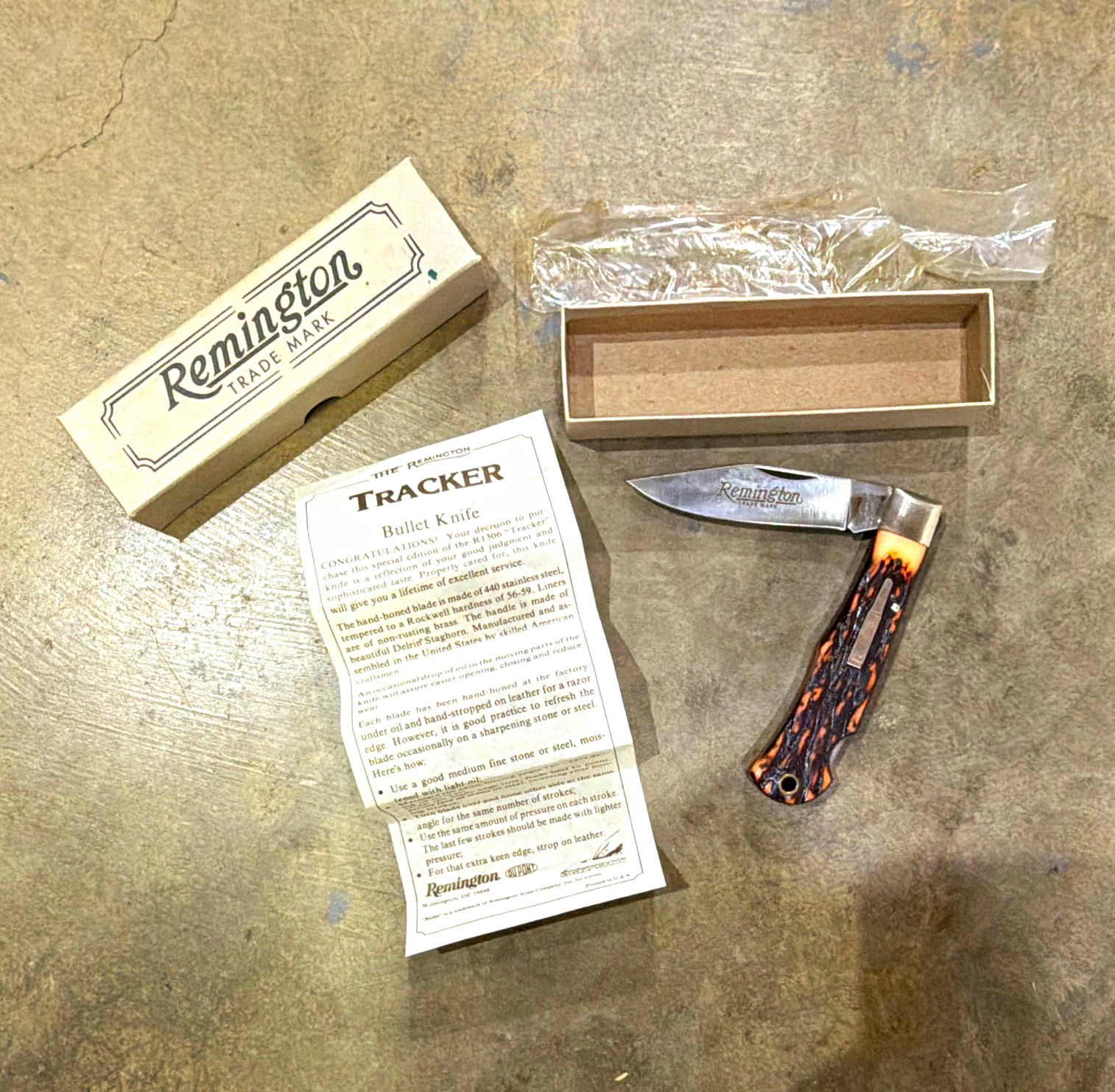 Remington Tracker R1306 Stainless Clip Point Delrin Lockback Manual 1990 knife