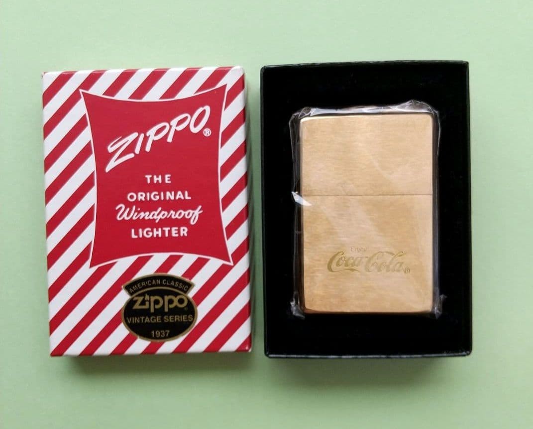 Zippo Vintage Series 1937 Coca-Cola Windproof Lighter New Unfired