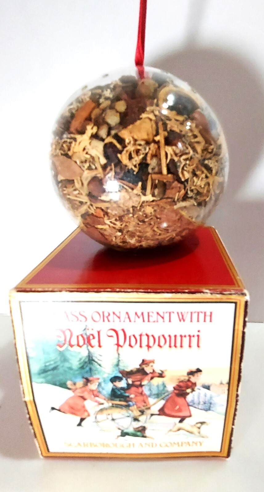 Vintage Scarborough Noel Potpourri Christmas Ornament Glass w/box USA