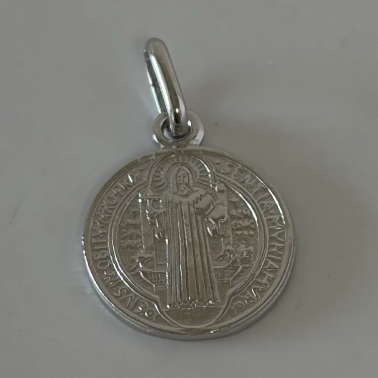 18k white goldSaint Benedict Round Medal Pendant Charm - Christianity