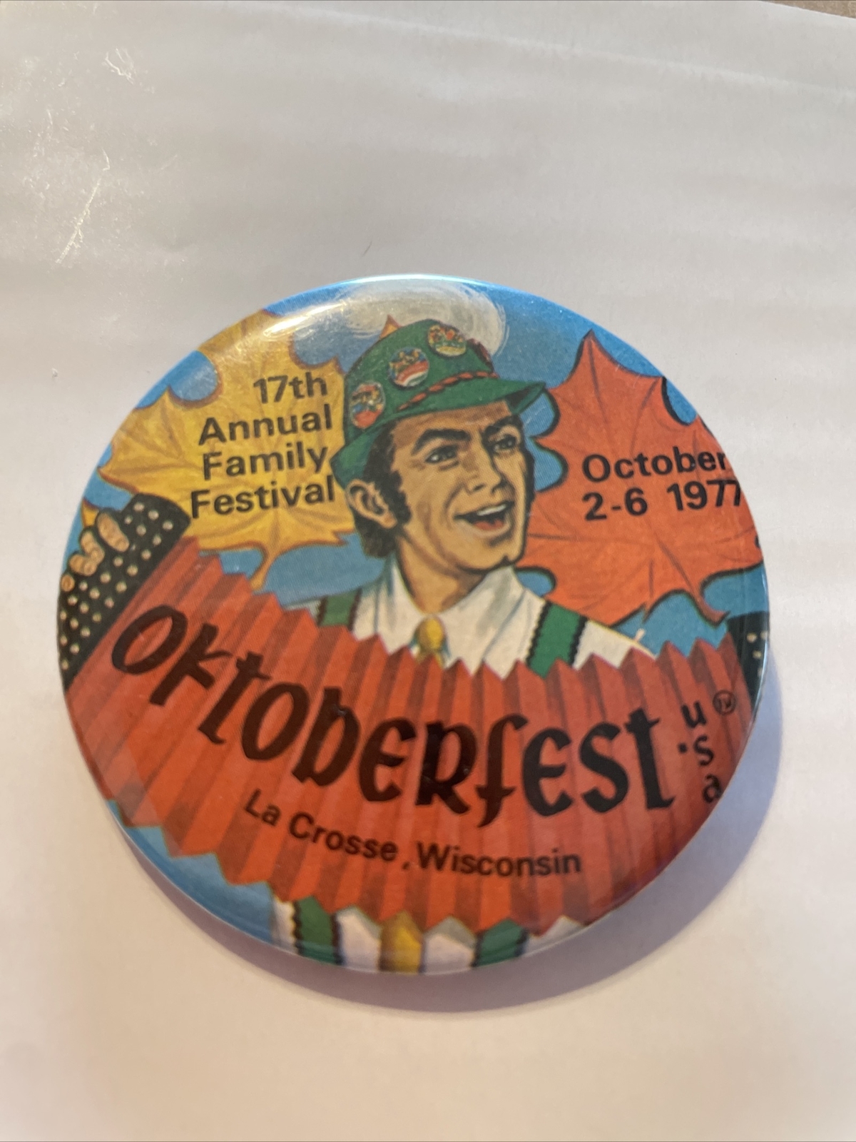 Vintage 17th OKTOBERFEST 1977 La Crosse WI Pinback Button Festival Artist Design