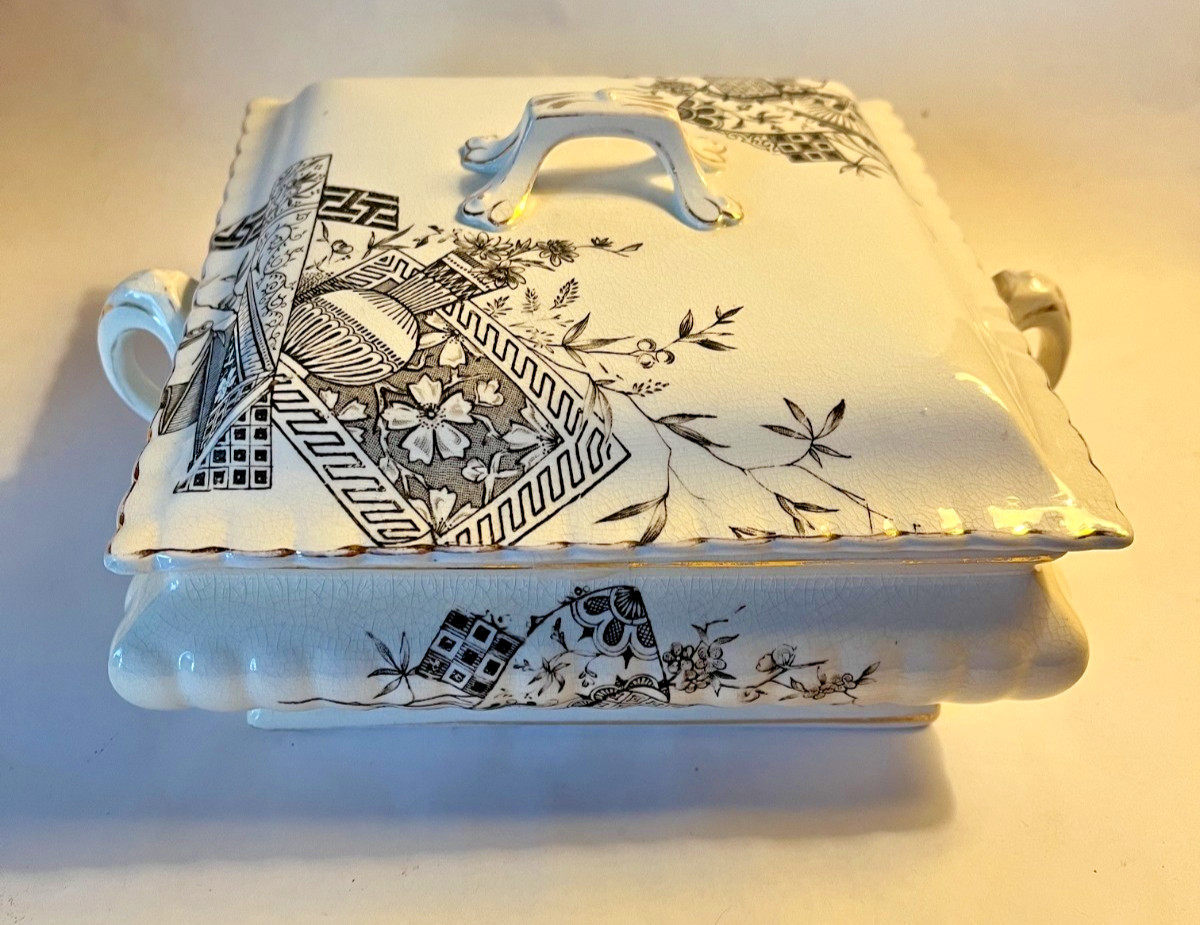 c.1880 Antique Brown Transferware Aesthetic Movement Covered Vegetable Casserole