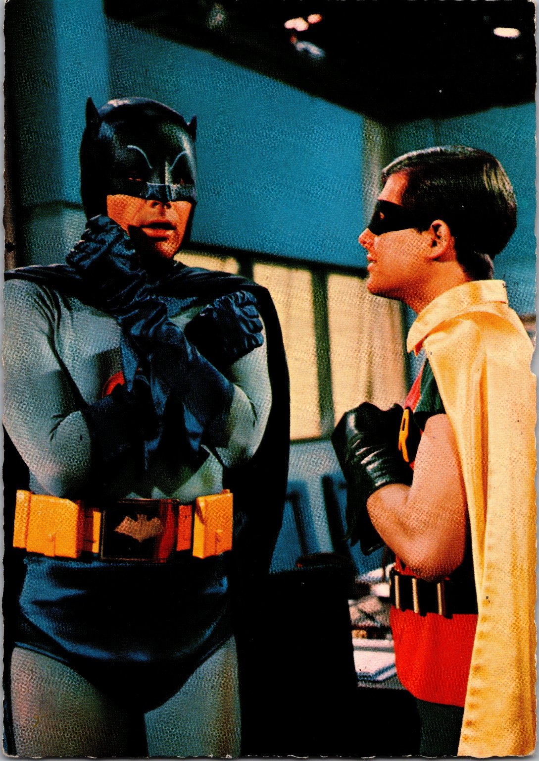 Vintage 1966 Batman & Robin  Adam West Burt Ward DC Comics Postcard