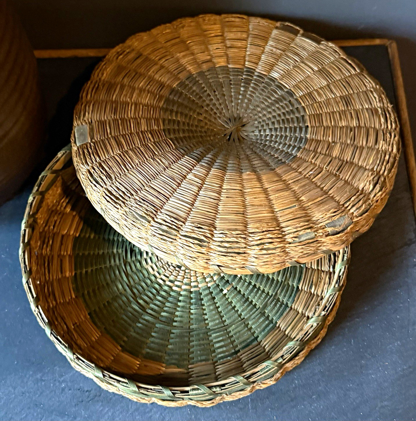 Antique Native American Wabanaki Sewing Basket Sweetgrass Ash Splint Green Lid